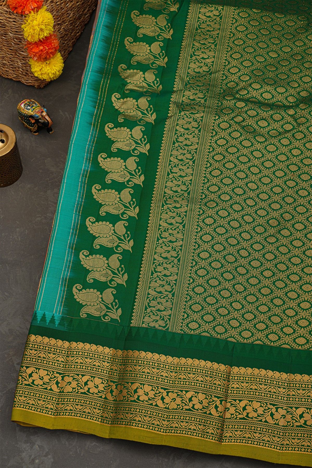 Gadwal Silk Dual Colour Saree