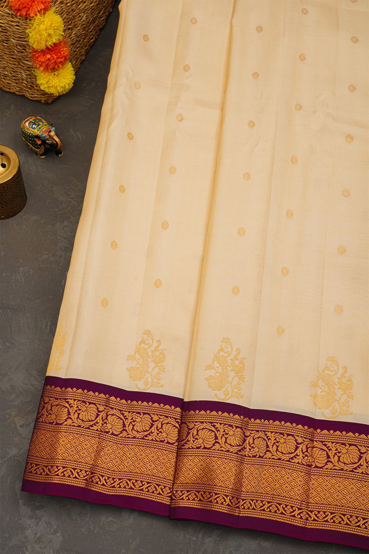 Gadwal Silk Cream Saree
