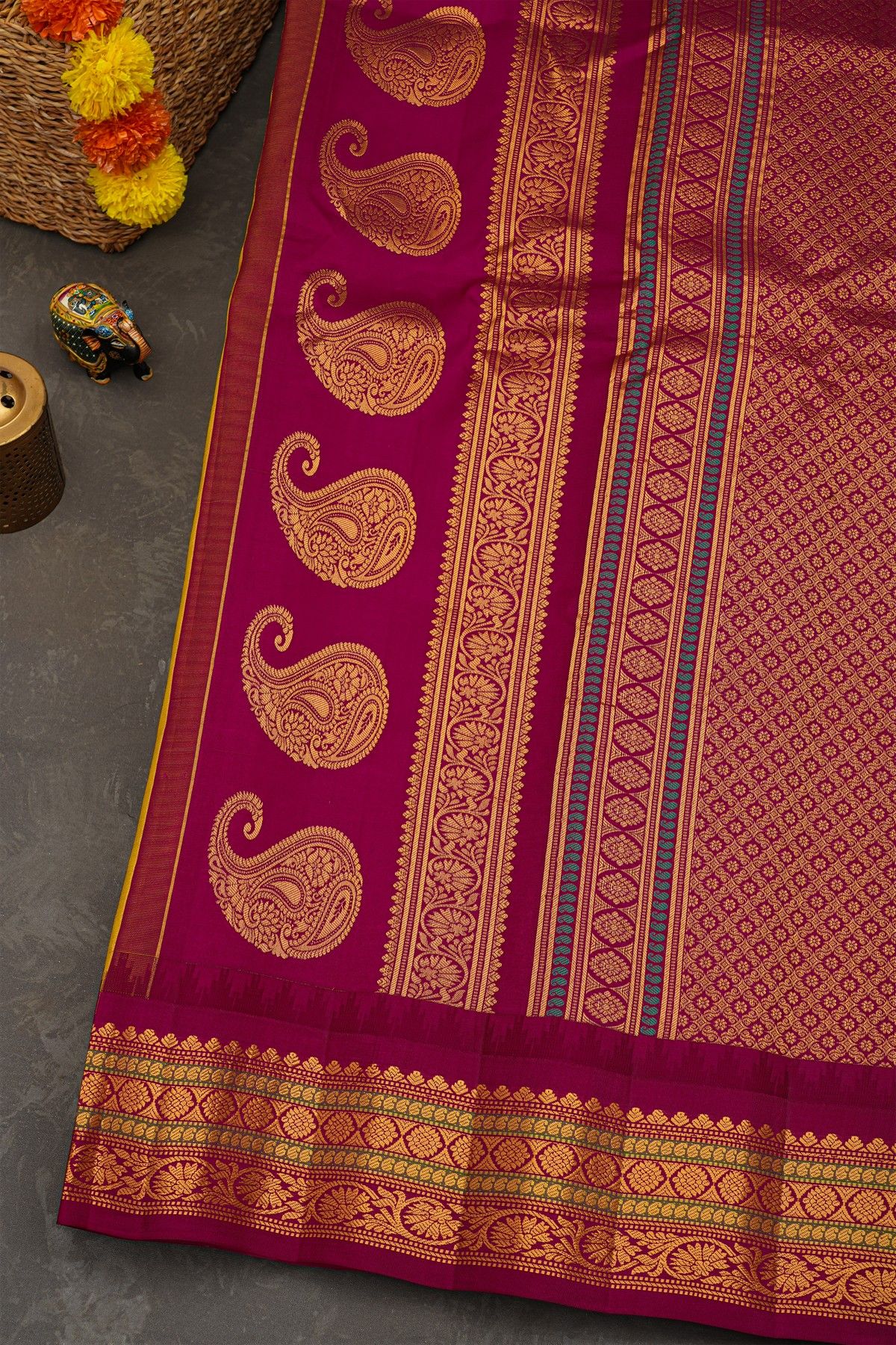 Gadwal Silk Yellow Sare