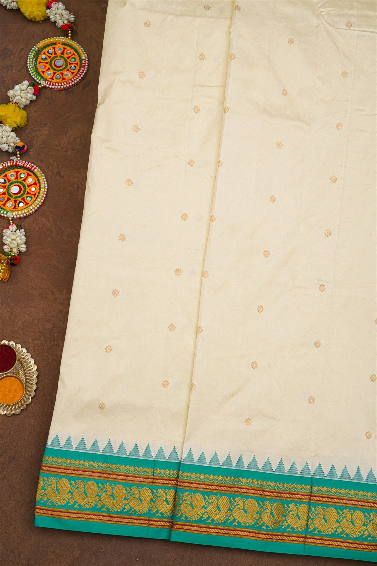 Narayanpet Silk Off White Saree