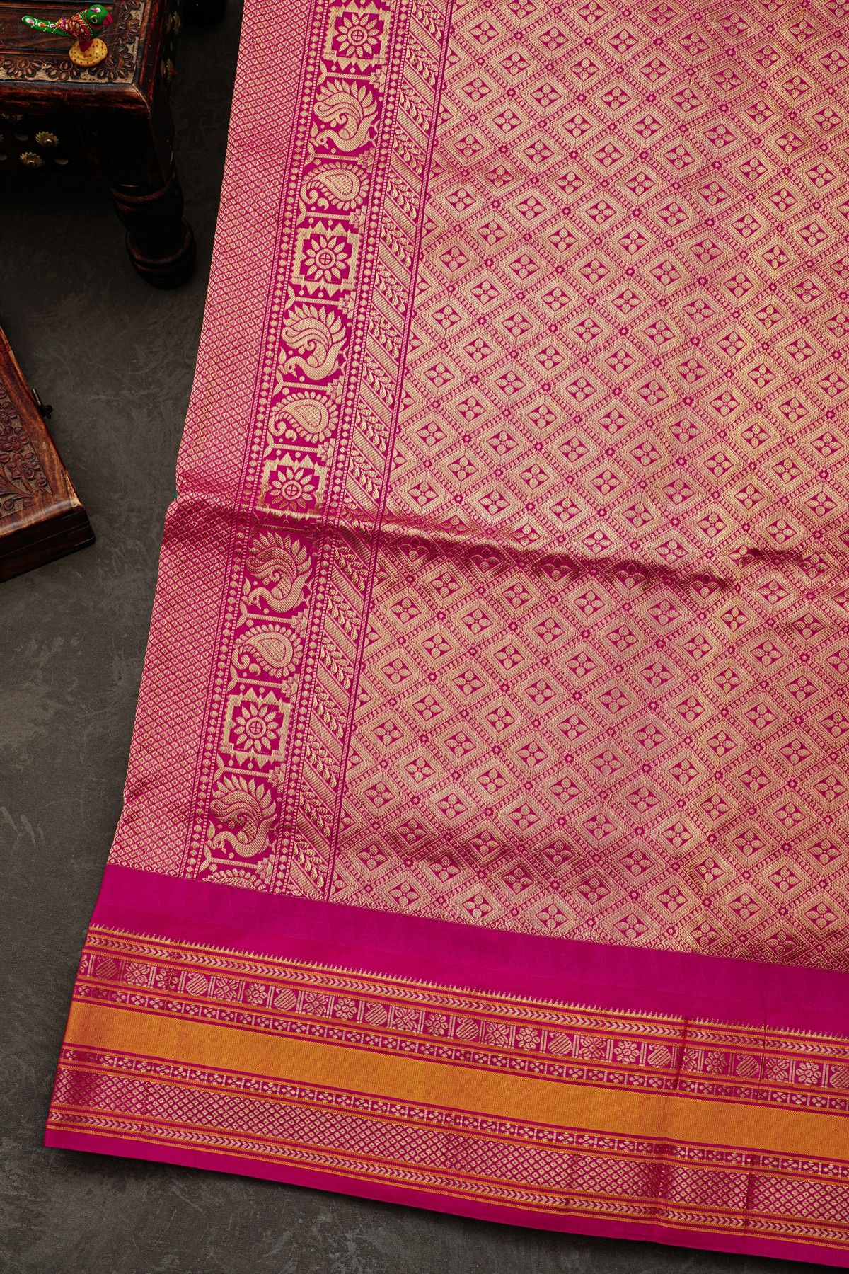 Narayanpet Silk Peacock Green Zari Checks Saree