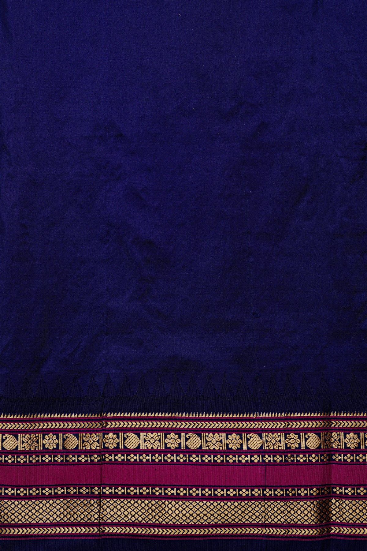 Narayanpet Silk Magenta Zari Checks Saree