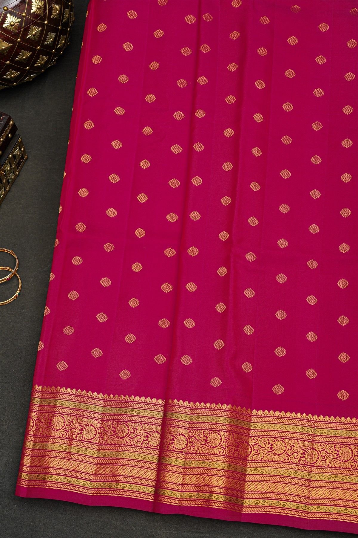 Gadwal Silk Magenta Saree