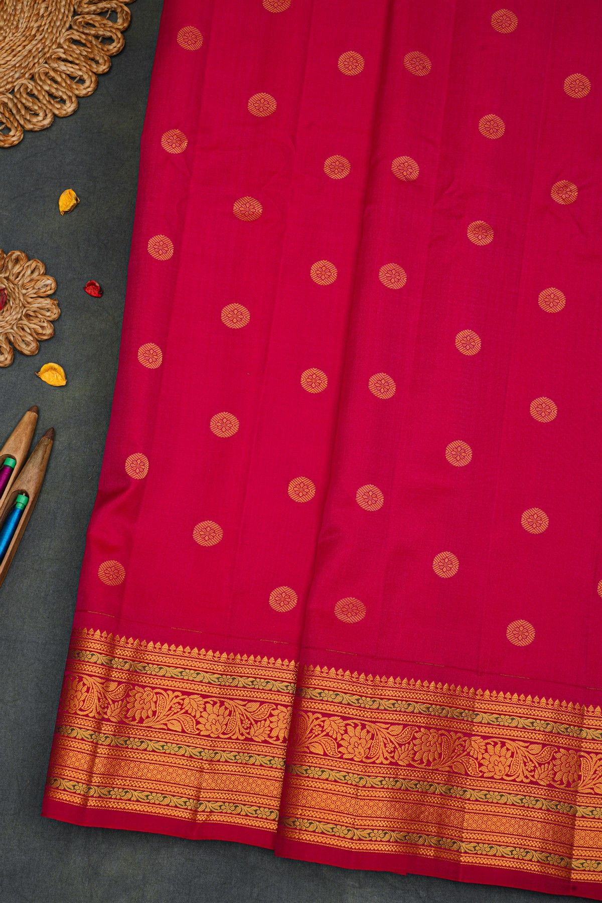 Gadwal Silk Magenta Saree
