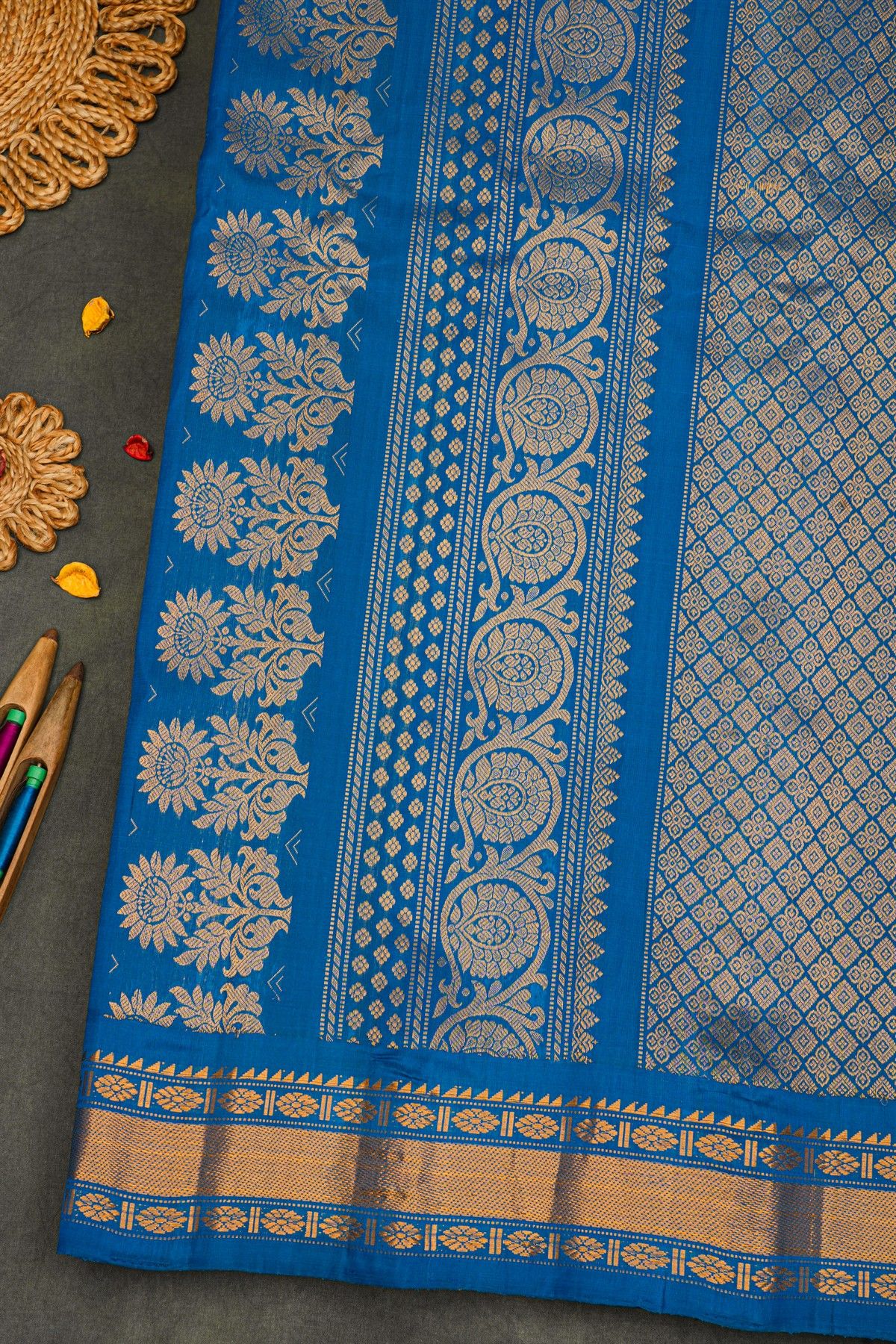 Gadwal Silk Pink Saree
