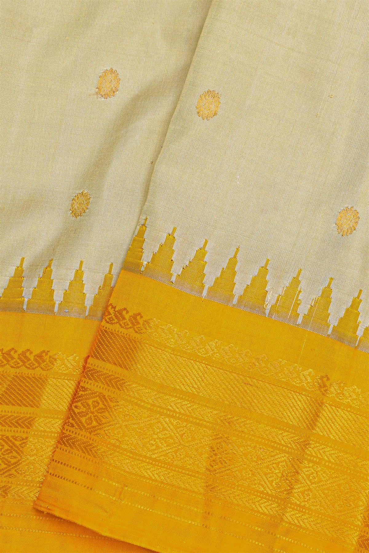 Gadwal Silk Cream Saree