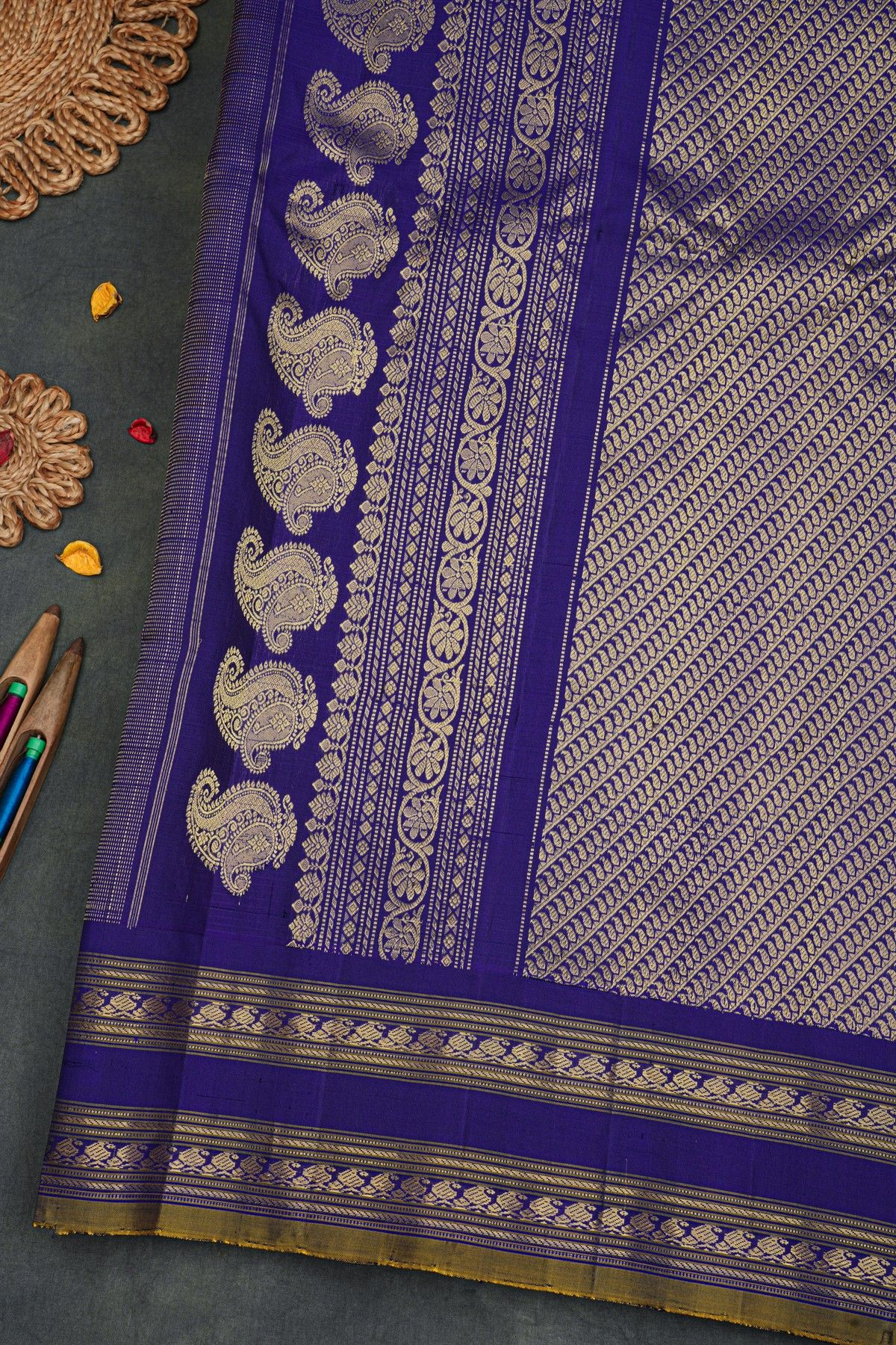 Gadwal Silk Magenta Saree