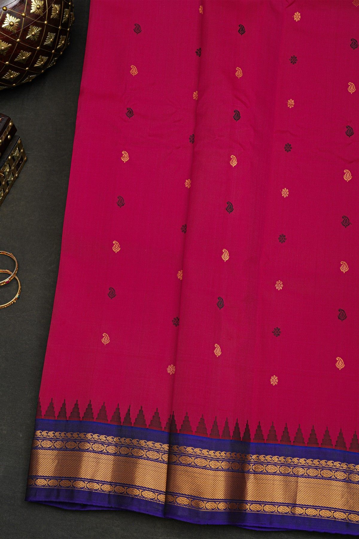 Gadwal Silk Magenta Saree