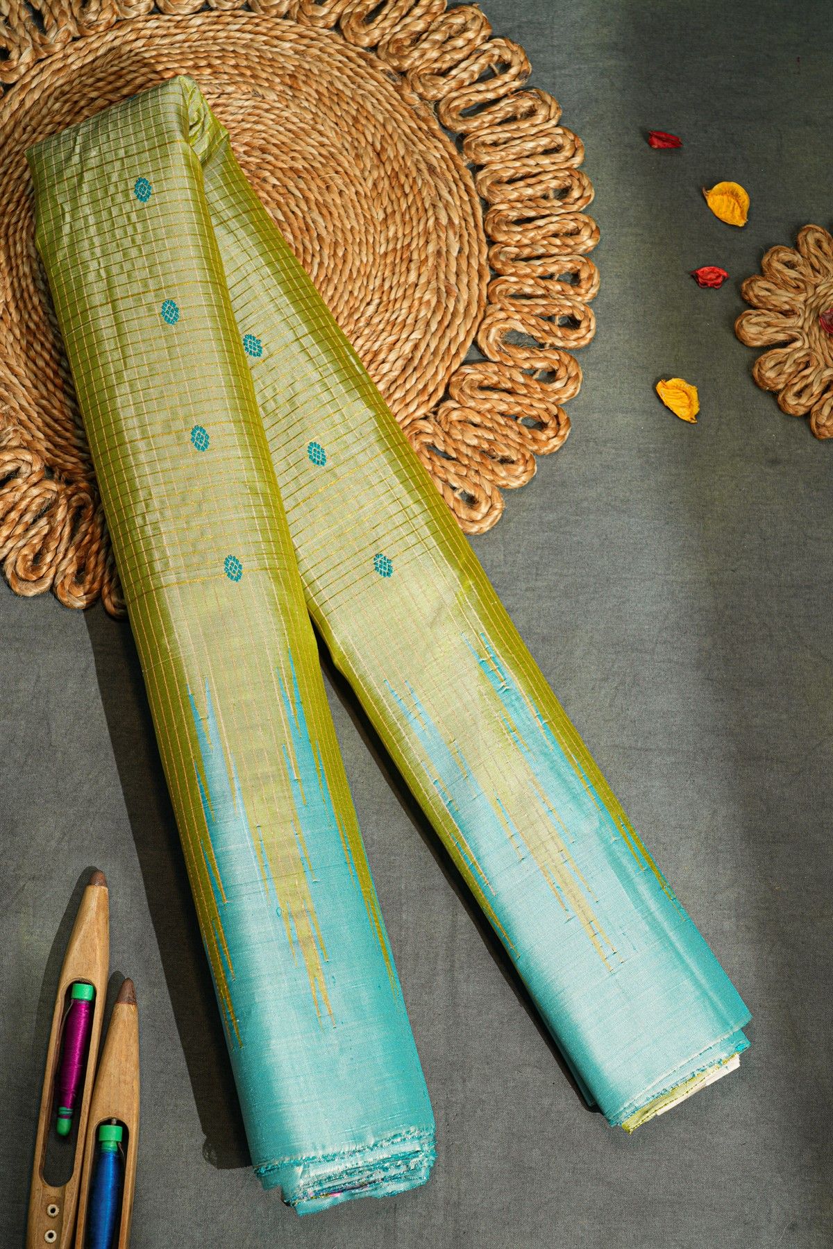 Gadwal Silk Mehendi Green Saree
