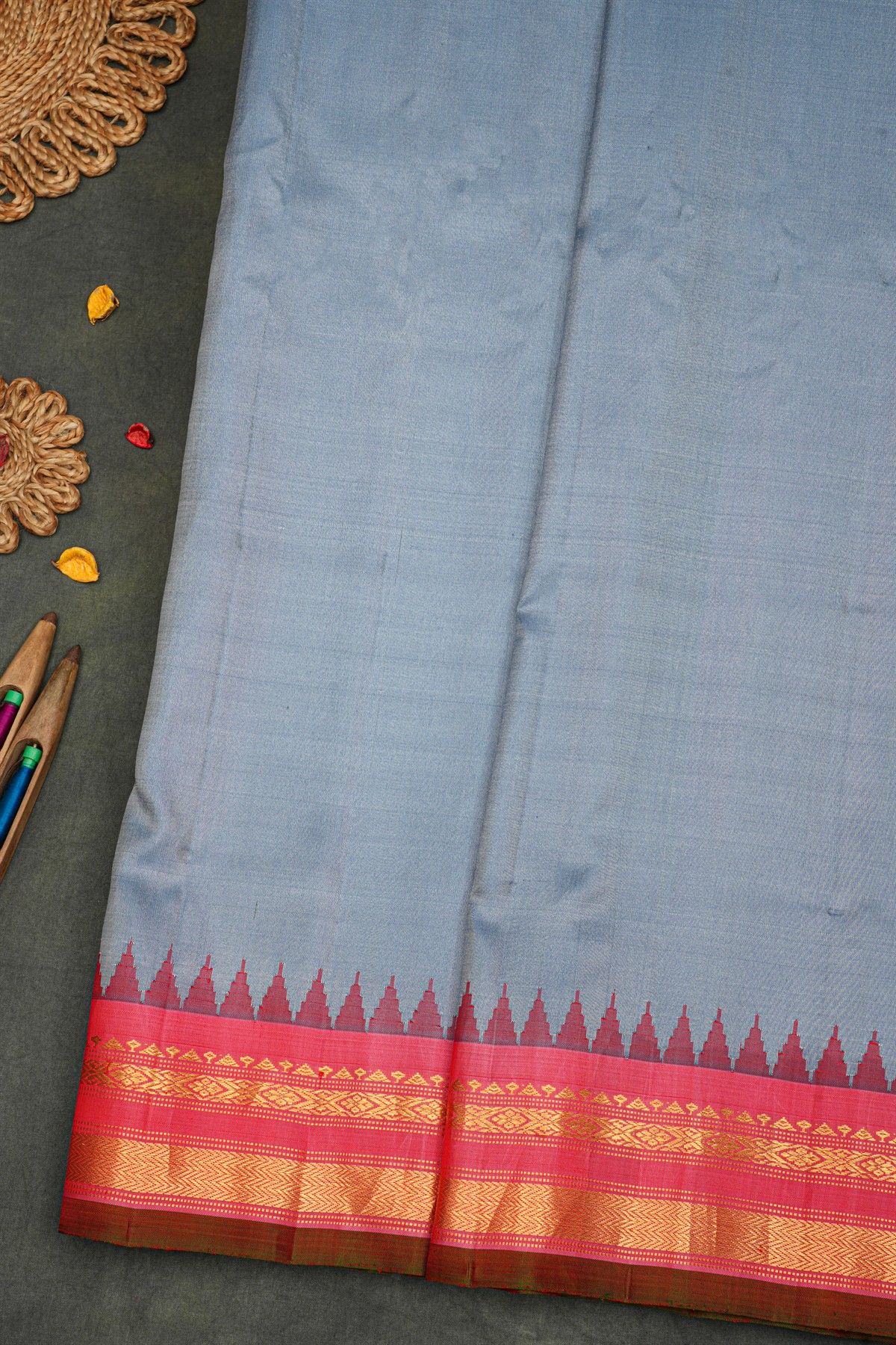 Gadwal Silk Grey Saree