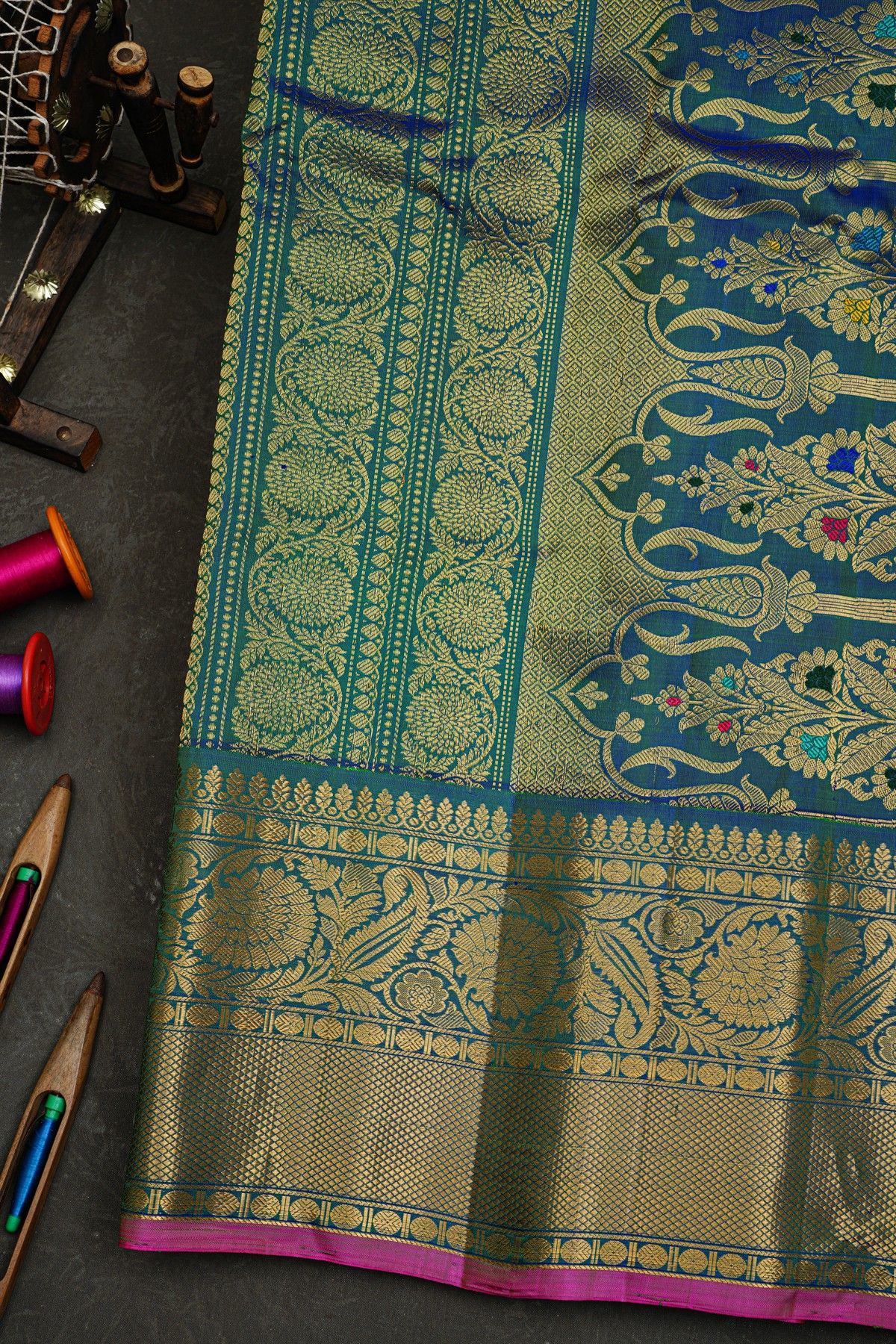 Gadwal Silk Green Saree