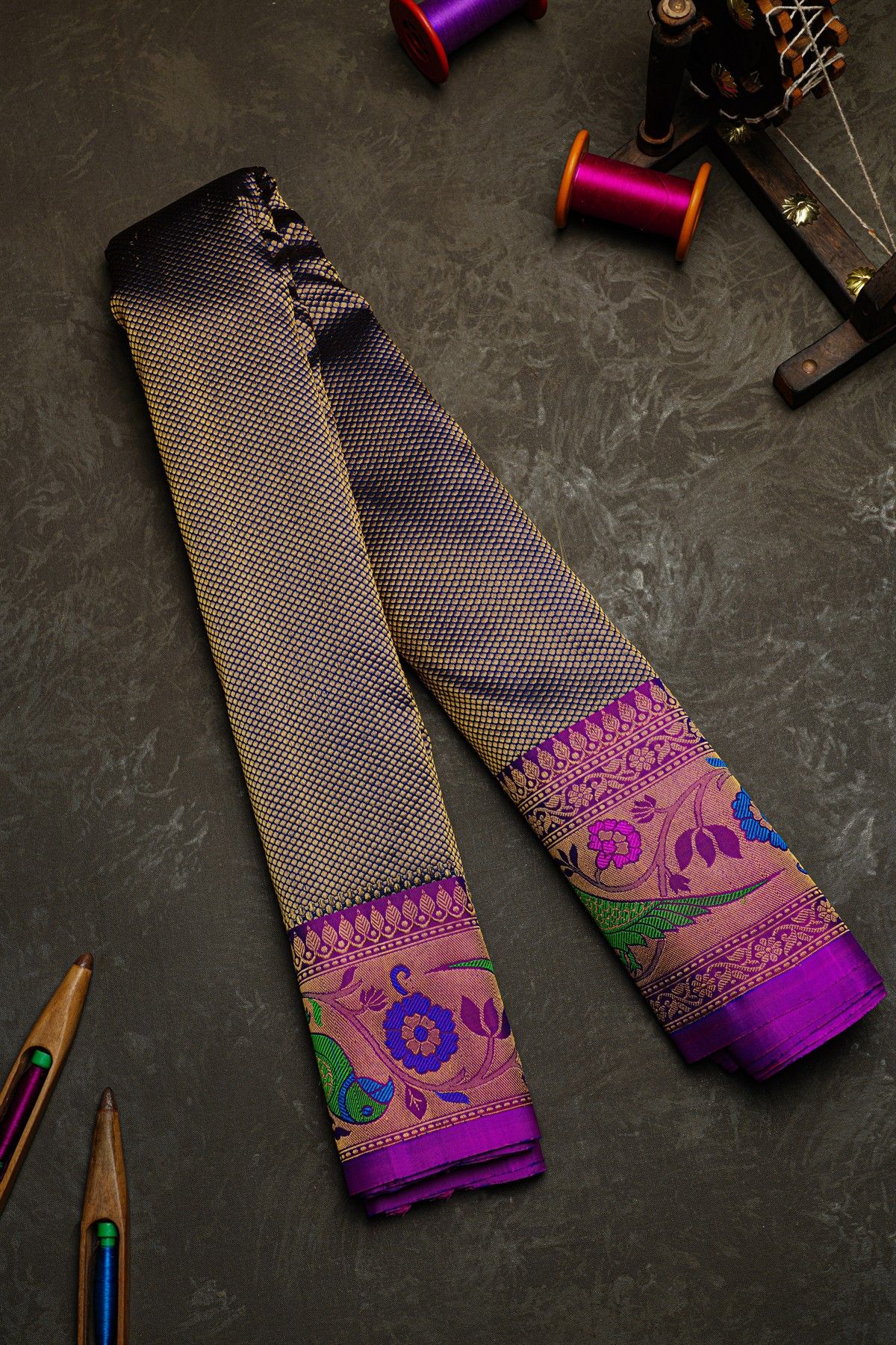 Gadwal Silk Dual Colour Saree