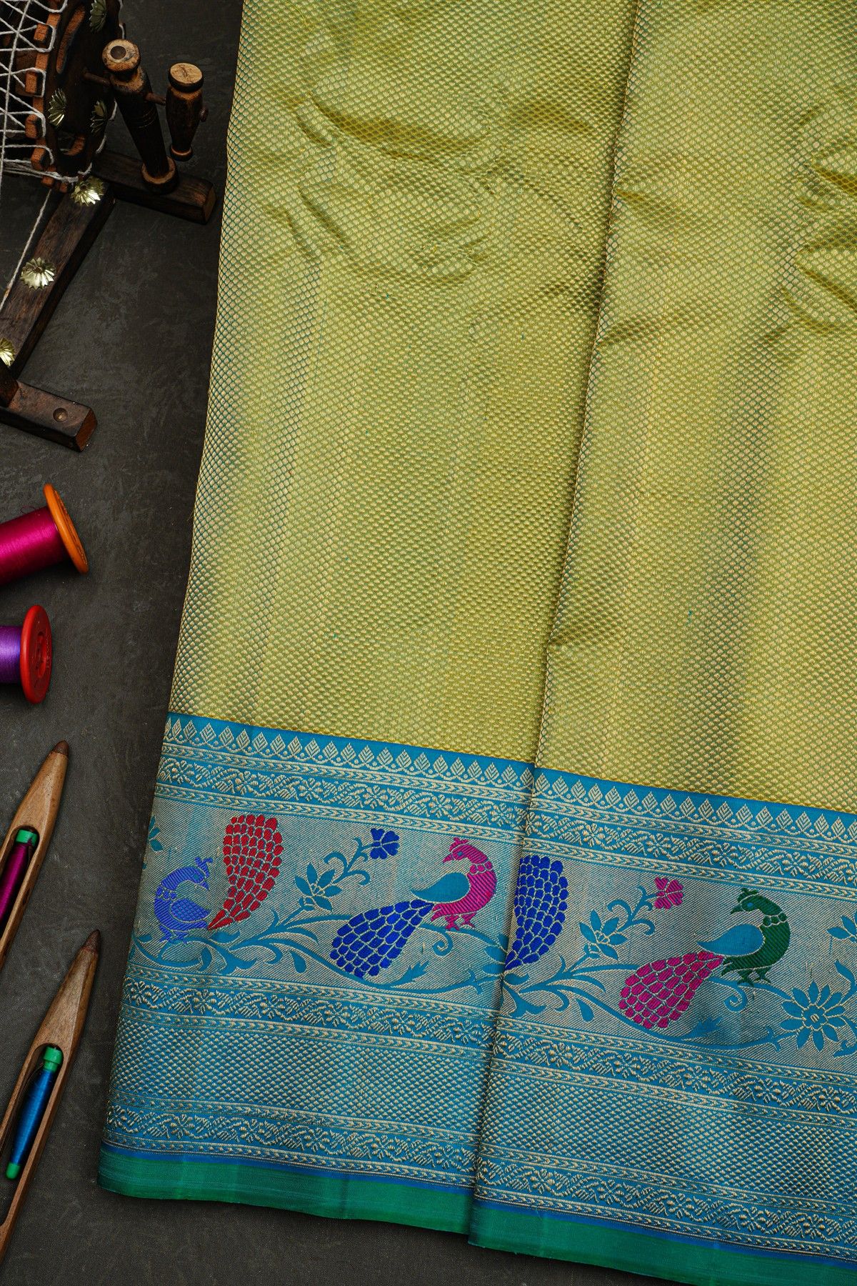 Gadwal Silk Dual Colour Saree