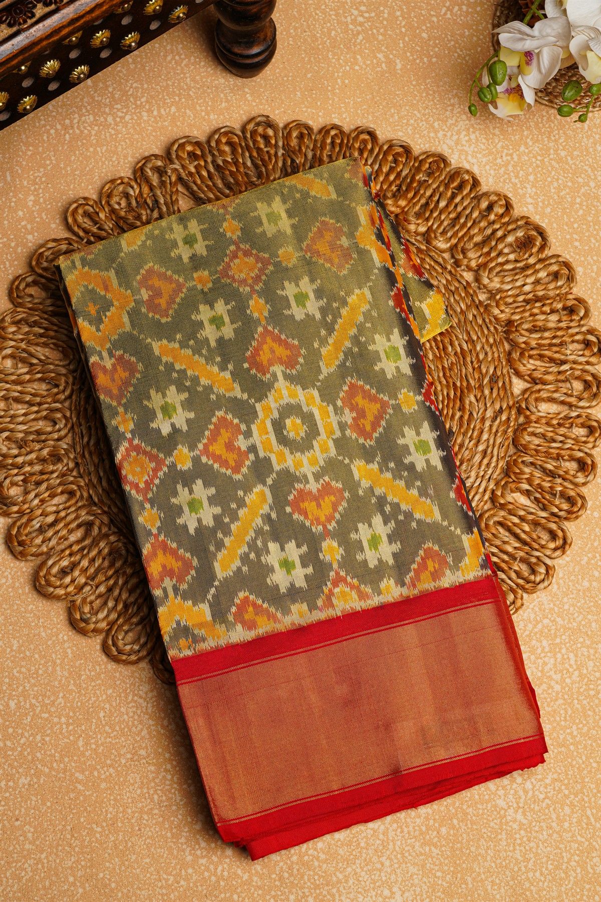 Ikat Silk Dual Colour Saree