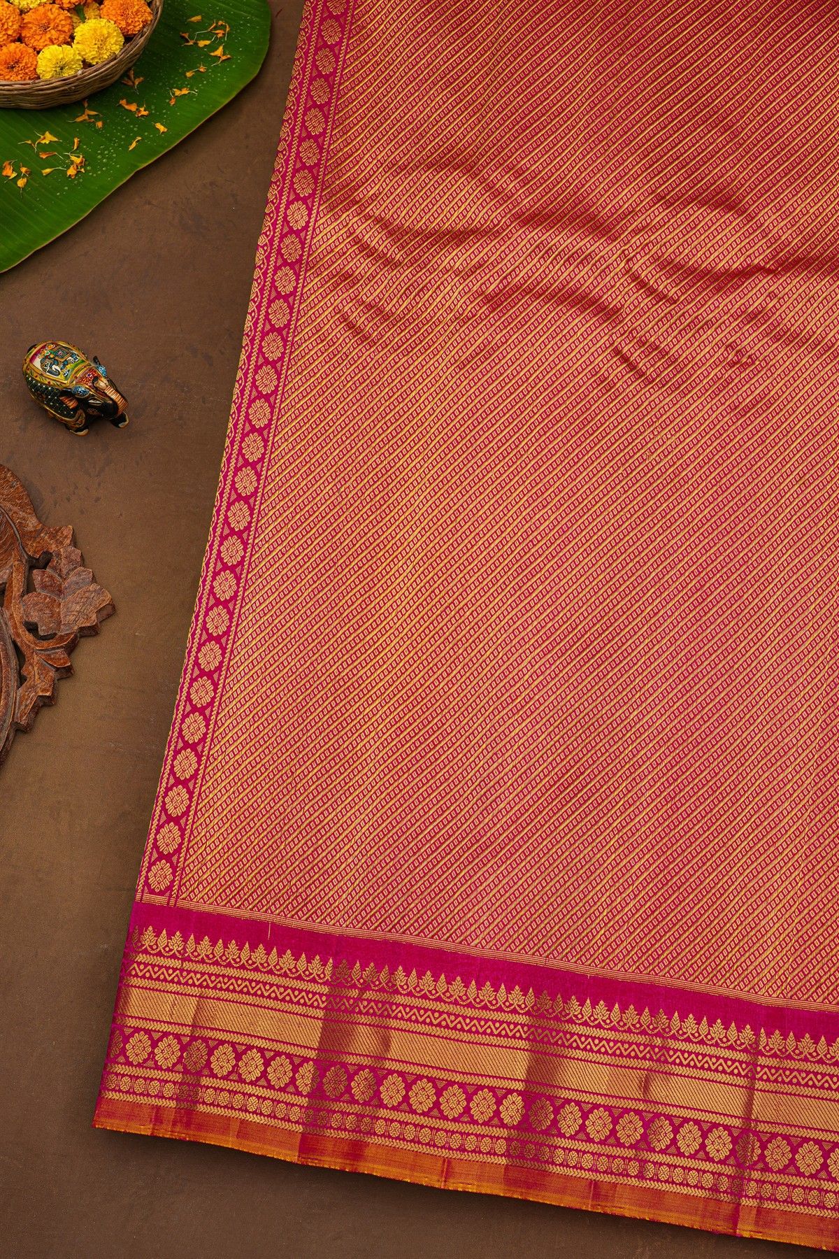 Gadwal Silk Magenta Saree With Florals And Leaves In Zari Checks