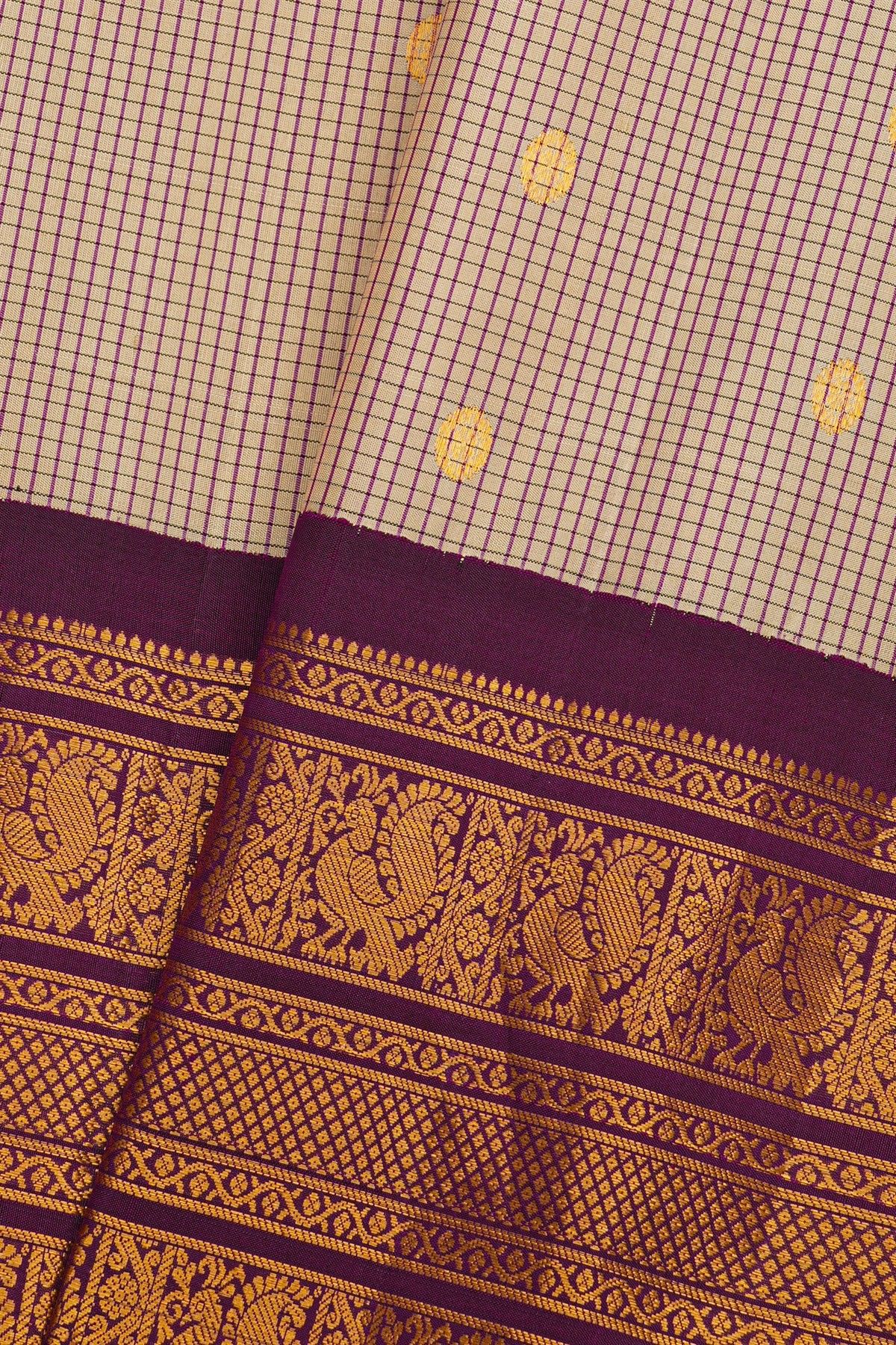 Gadwal Silk Cream Saree With Florals And Peacocks With Diamonds Border