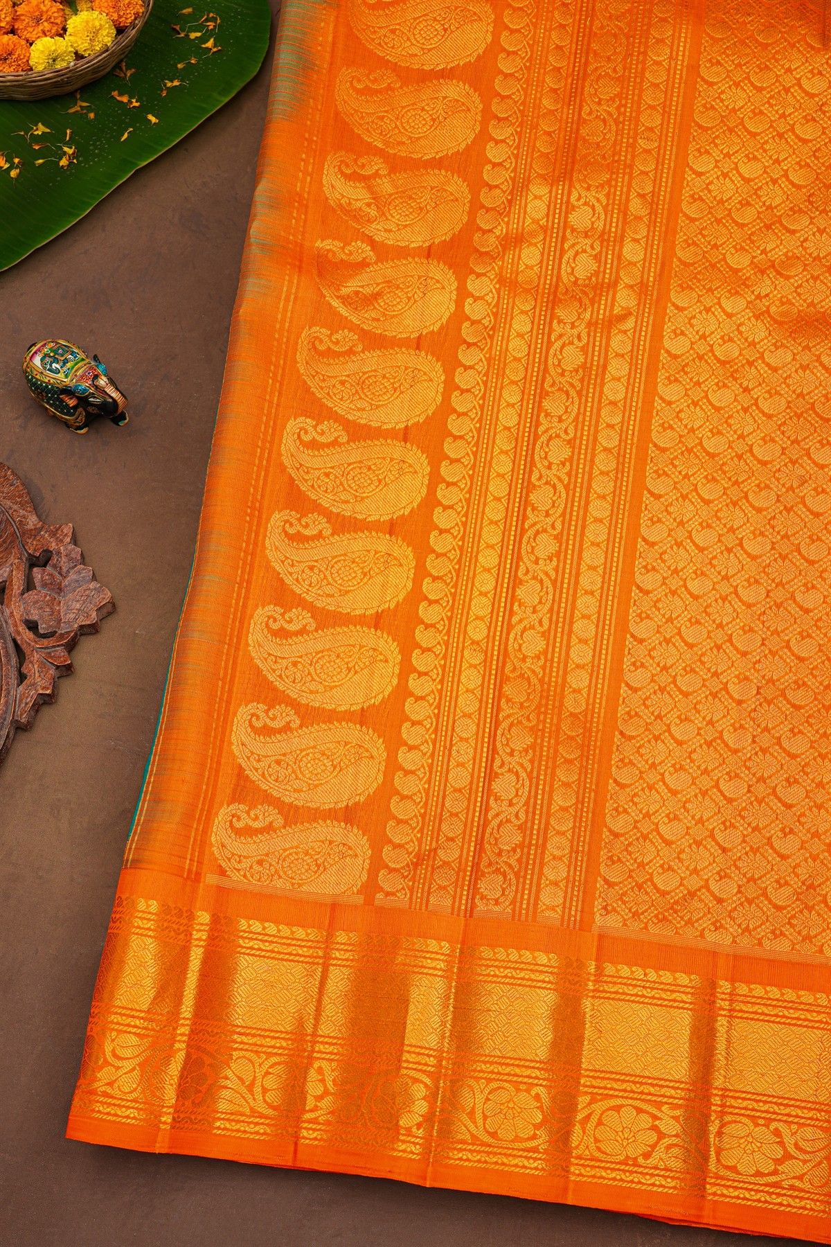 Gadwal Silk Blue Saree With Floral Brocade Pallu