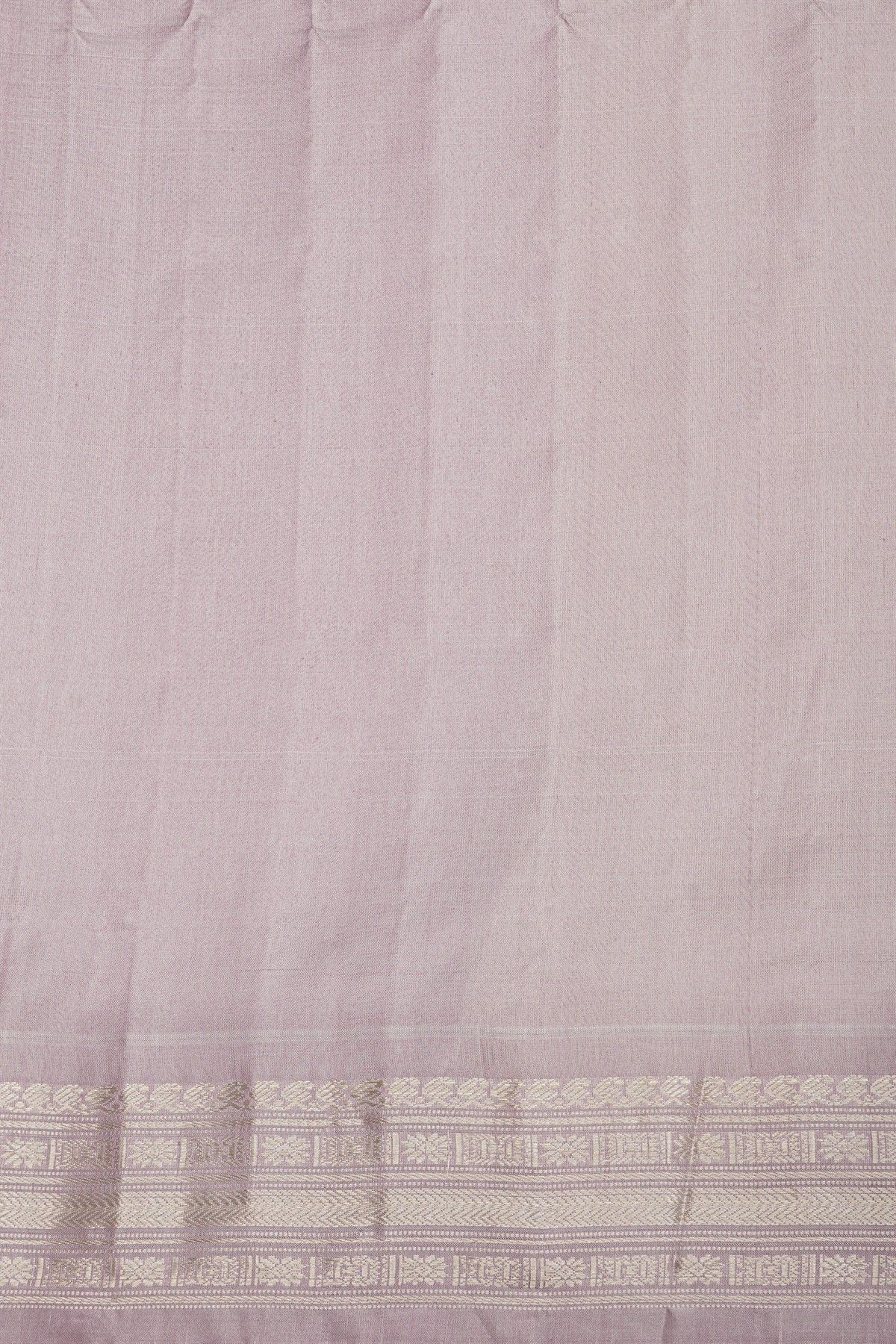 Gadwal Silk Cream Saree With Floral Brocade Pallu