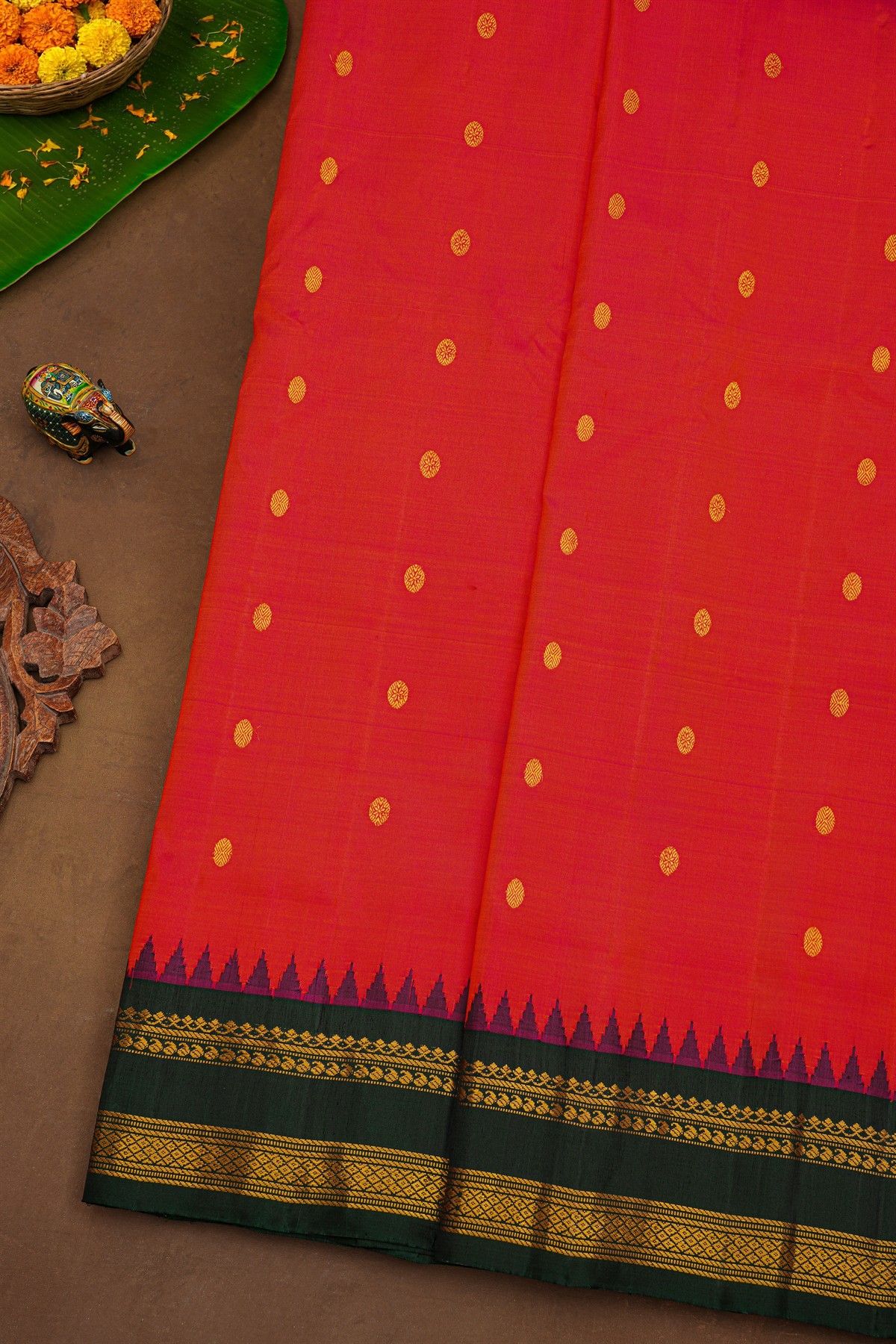 Gadwal Silk Dual Colour Saree With Floral Brocade Pallu