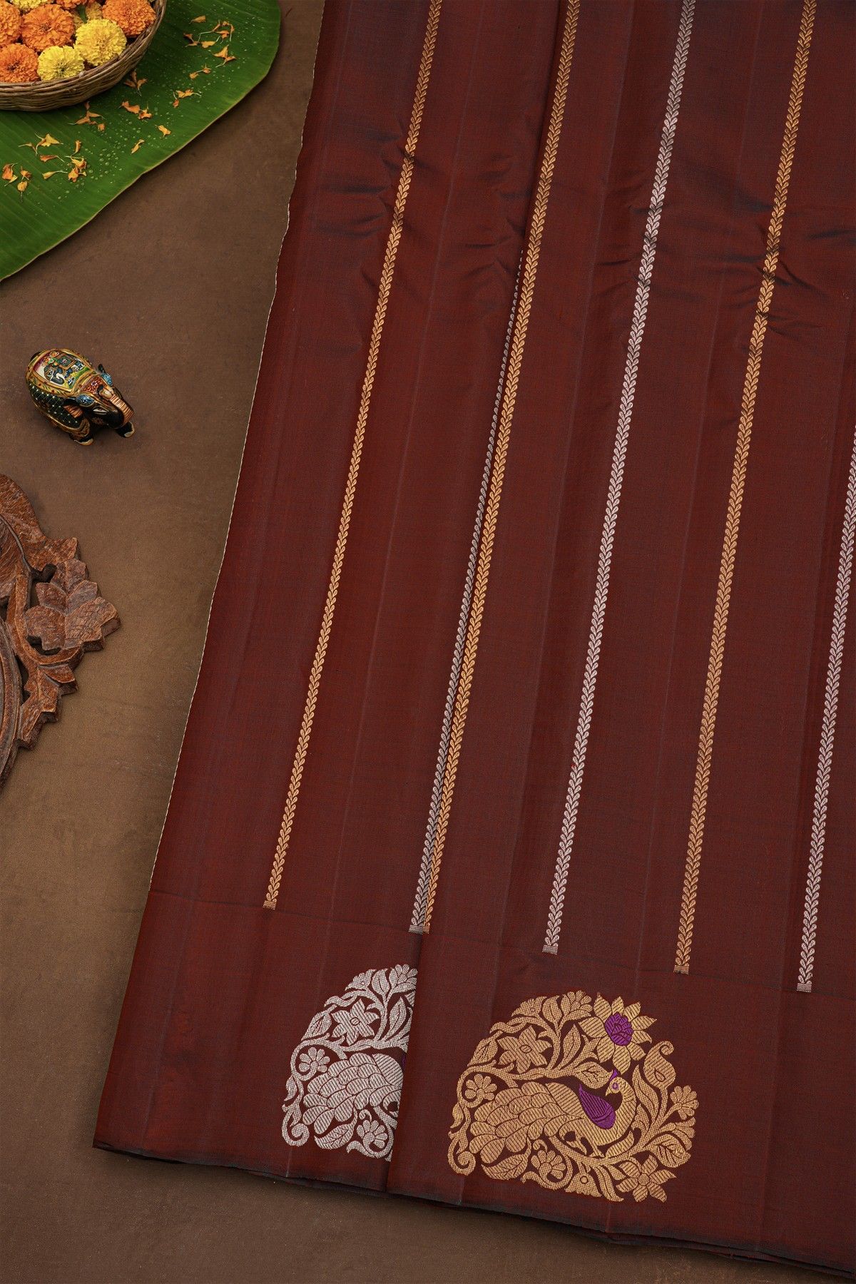 Gadwal Silk Dark Brown Saree With Floral Brocade Pallu