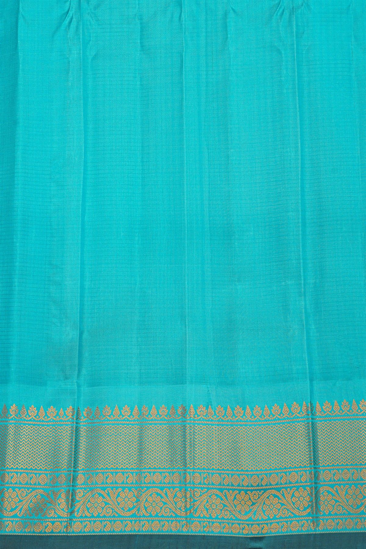 Gadwal Silk Navy Blue Saree With Floral Brocade Pallu