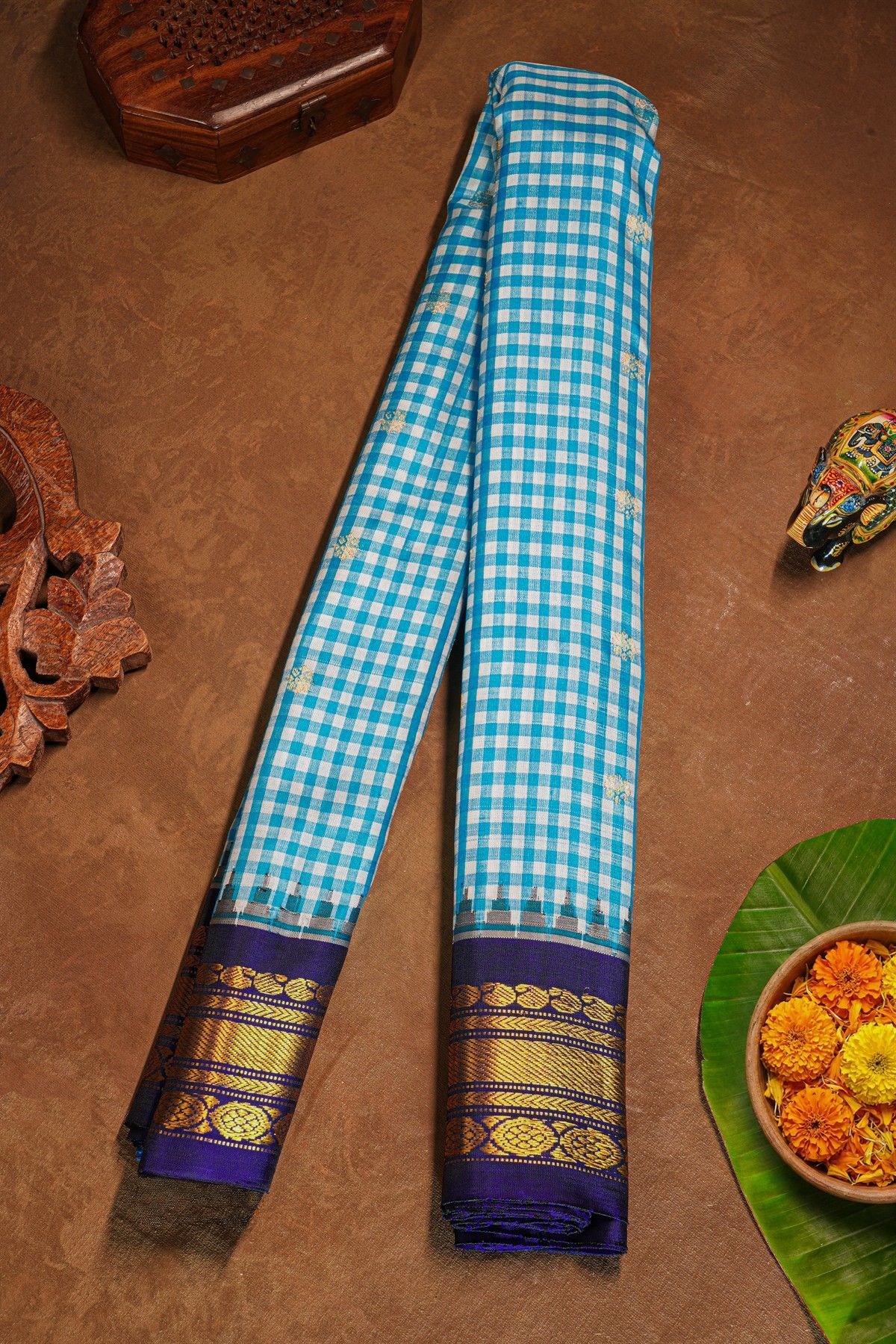 Gadwal Silk Sky Blue Saree With Floral Brocade Pallu