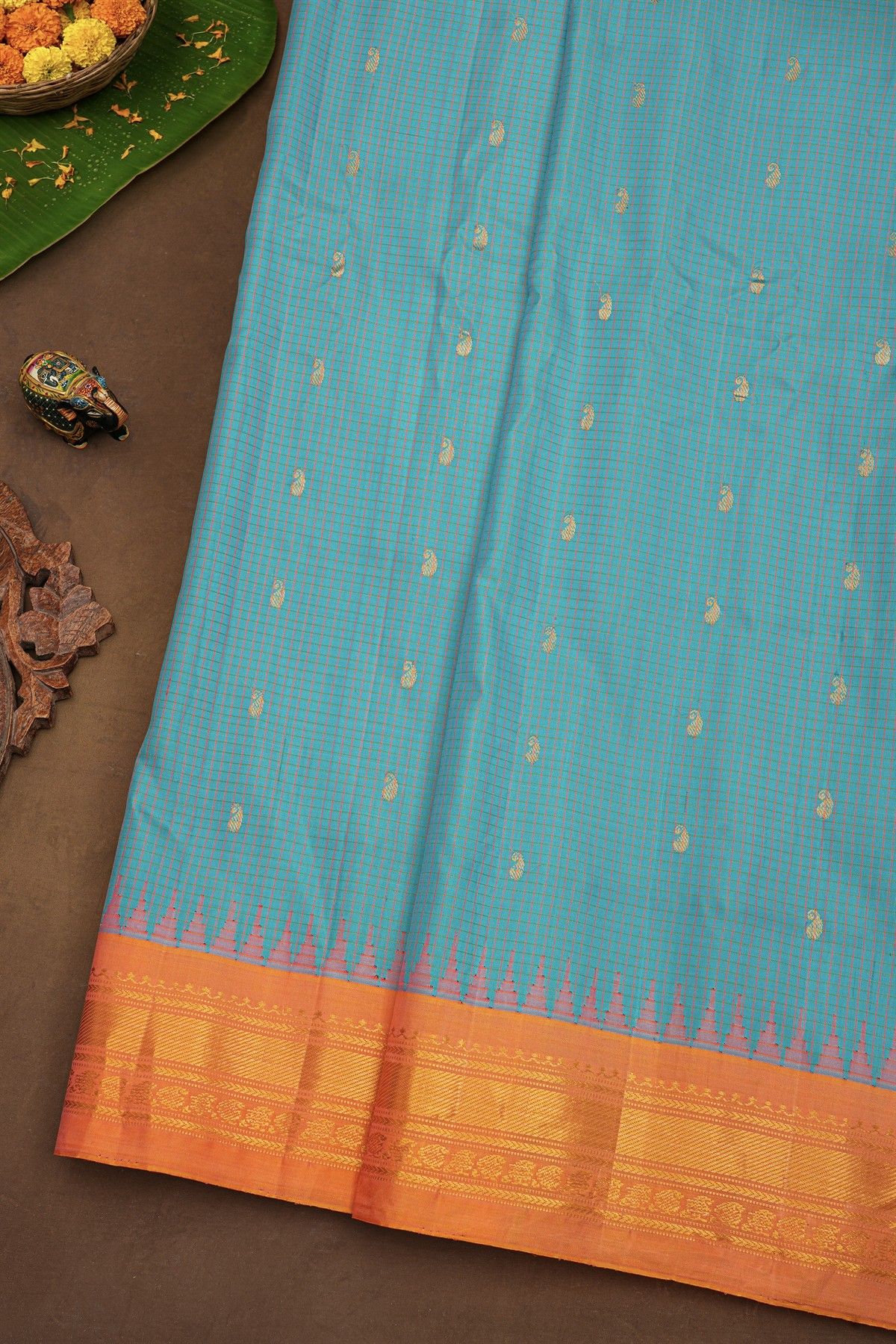 Gadwal Silk Sky Blue Saree With Floral Brocade Pallu