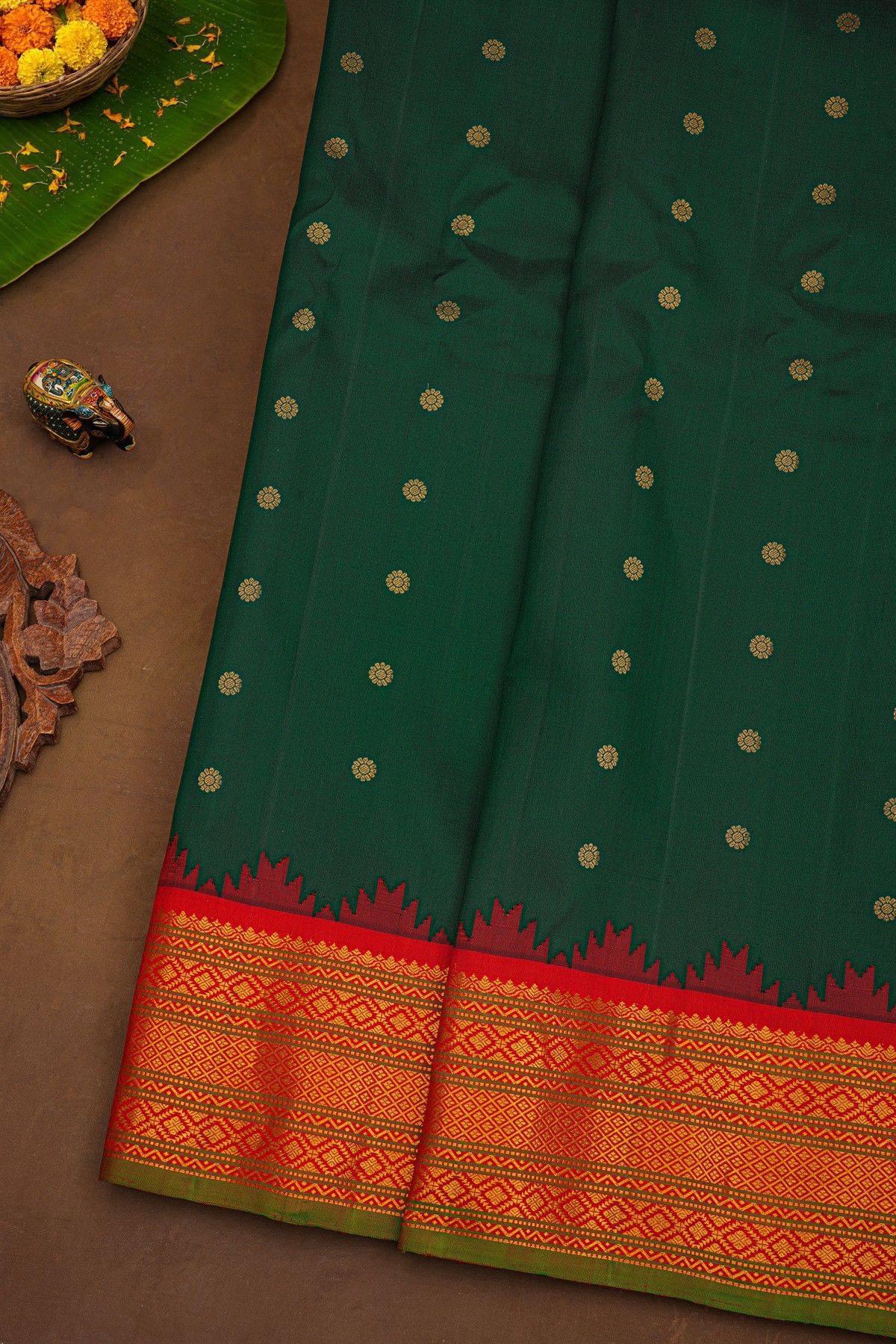 Gadwal Silk Bottle Green Saree With Floral Brocade Pallu