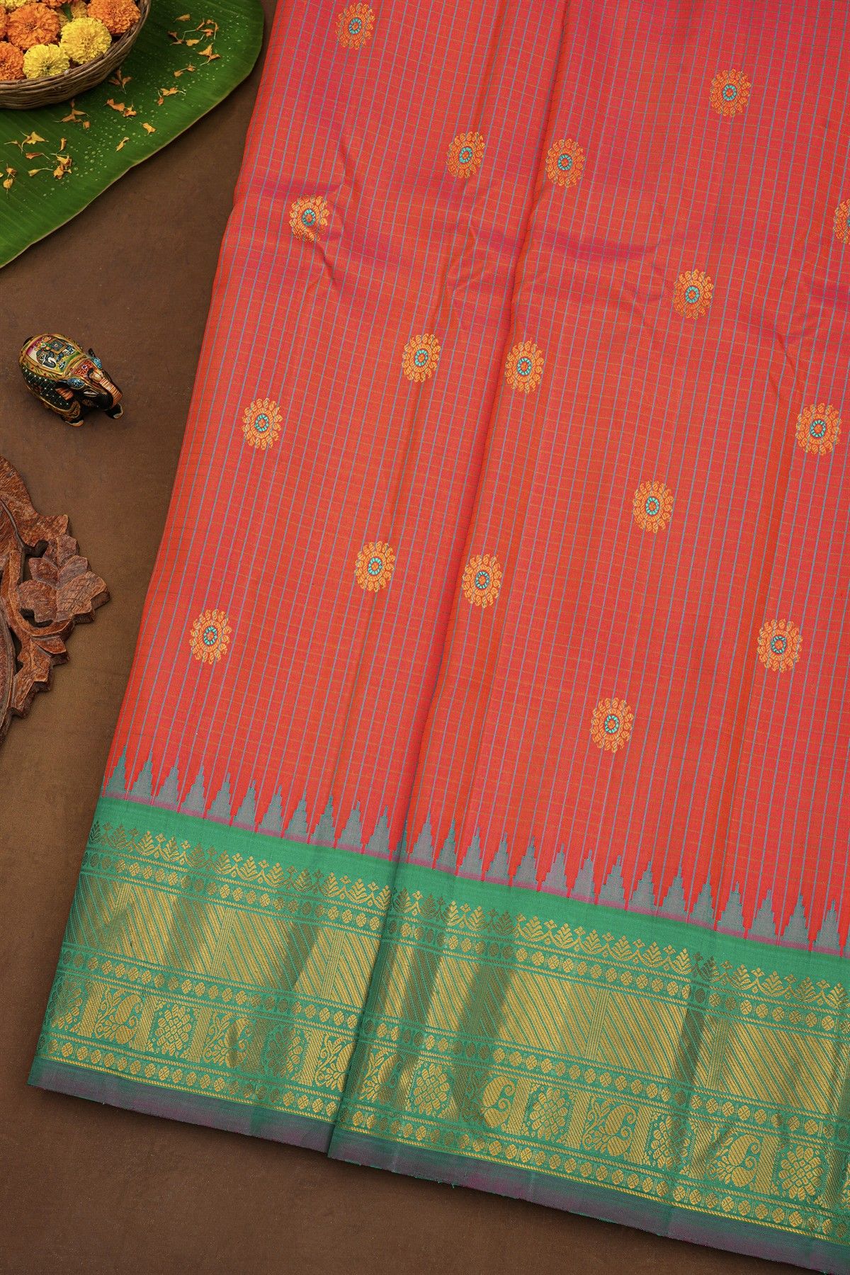 Gadwal Silk Pink Saree With Floral Brocade Pallu