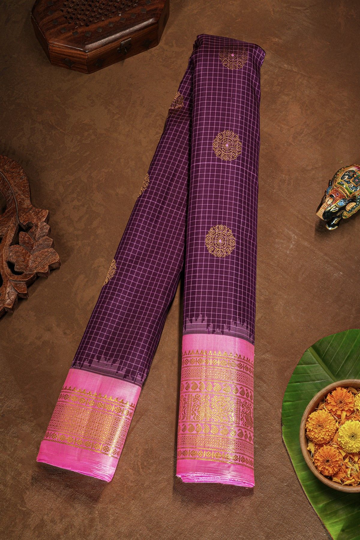Gadwal Silk Purple Saree With Temples Border