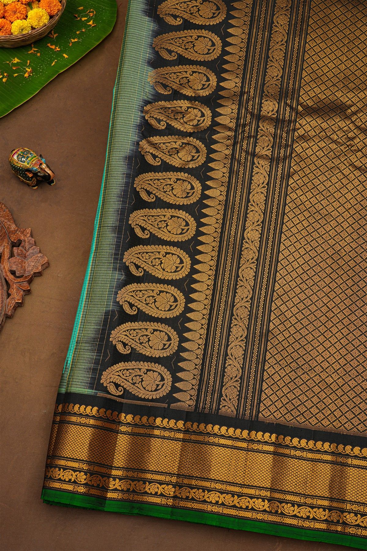 Gadwal Silk Sky Blue Saree With Florals And Diamonds Border
