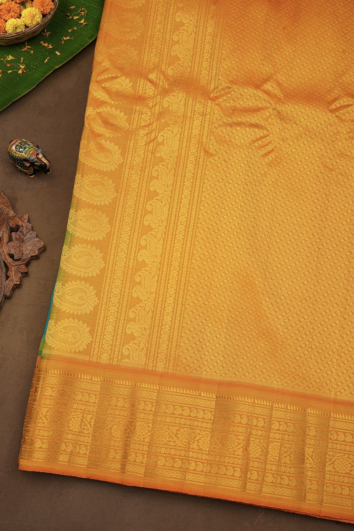 Gadwal Silk Peacock Blue Saree With Florals And Leaves Jaal Border