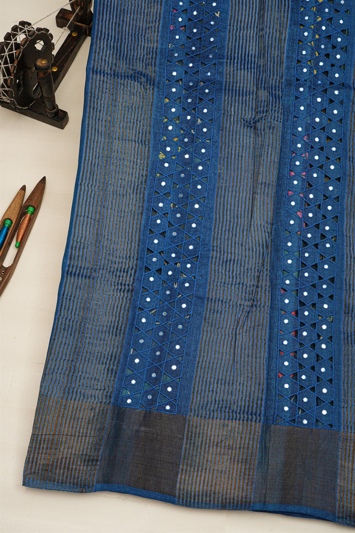 Fancy Tussar Dual Colour Saree With Mirror And Cut Work Pallu