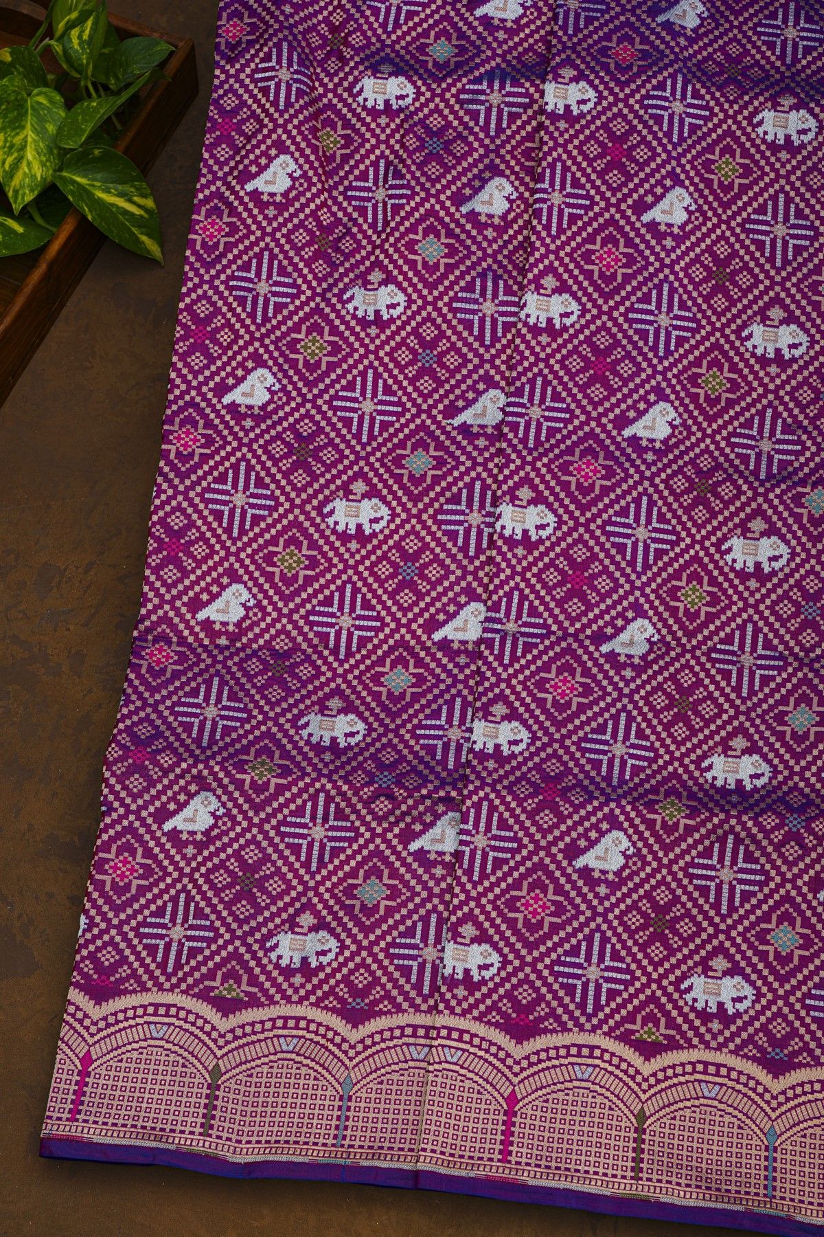 Banarasi Silk Purple Saree With Buttis In Curvy Shapes Border
