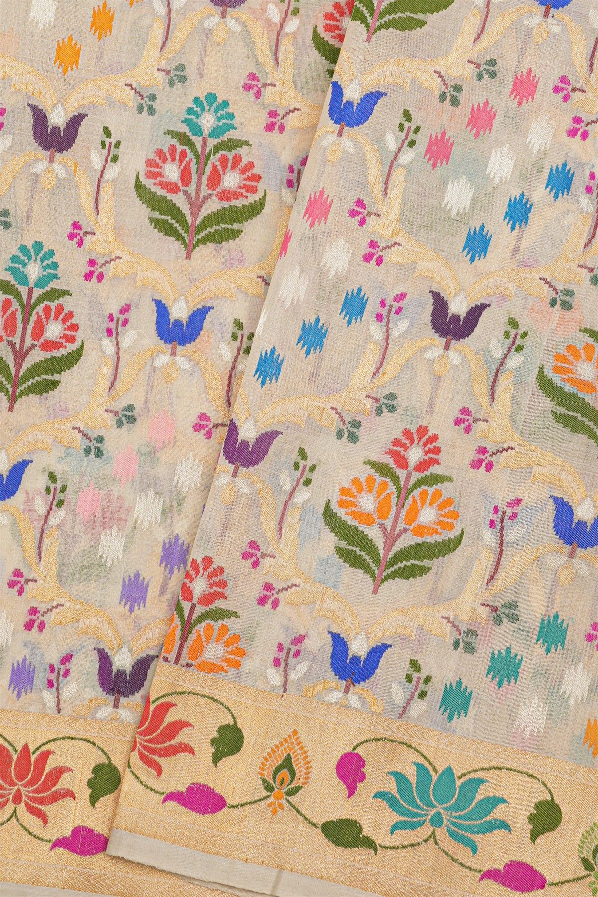Banarasi Kora Cream Saree With Florals And Leaves In Meenakari Design