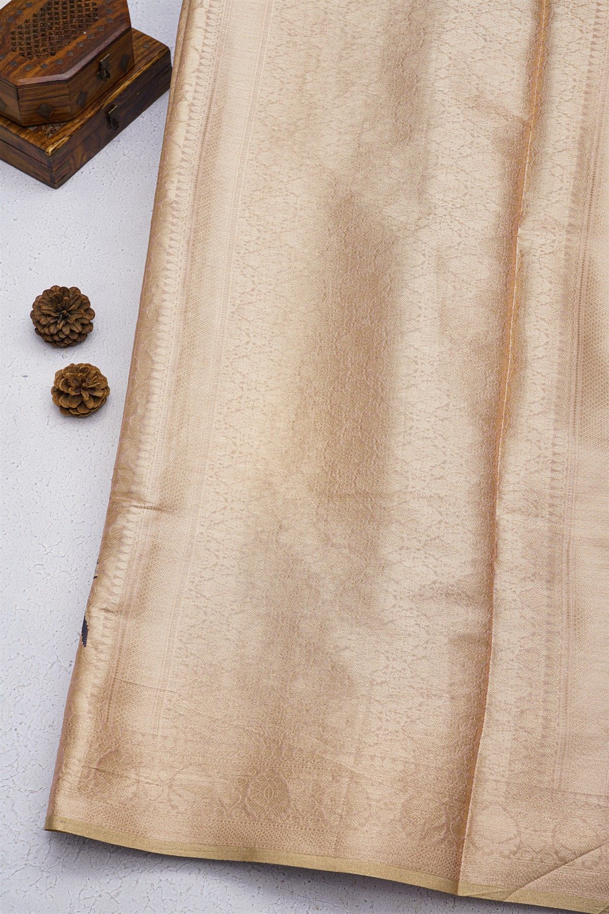 Banarasi Georgette Cream Saree With Florals And Leaves Border