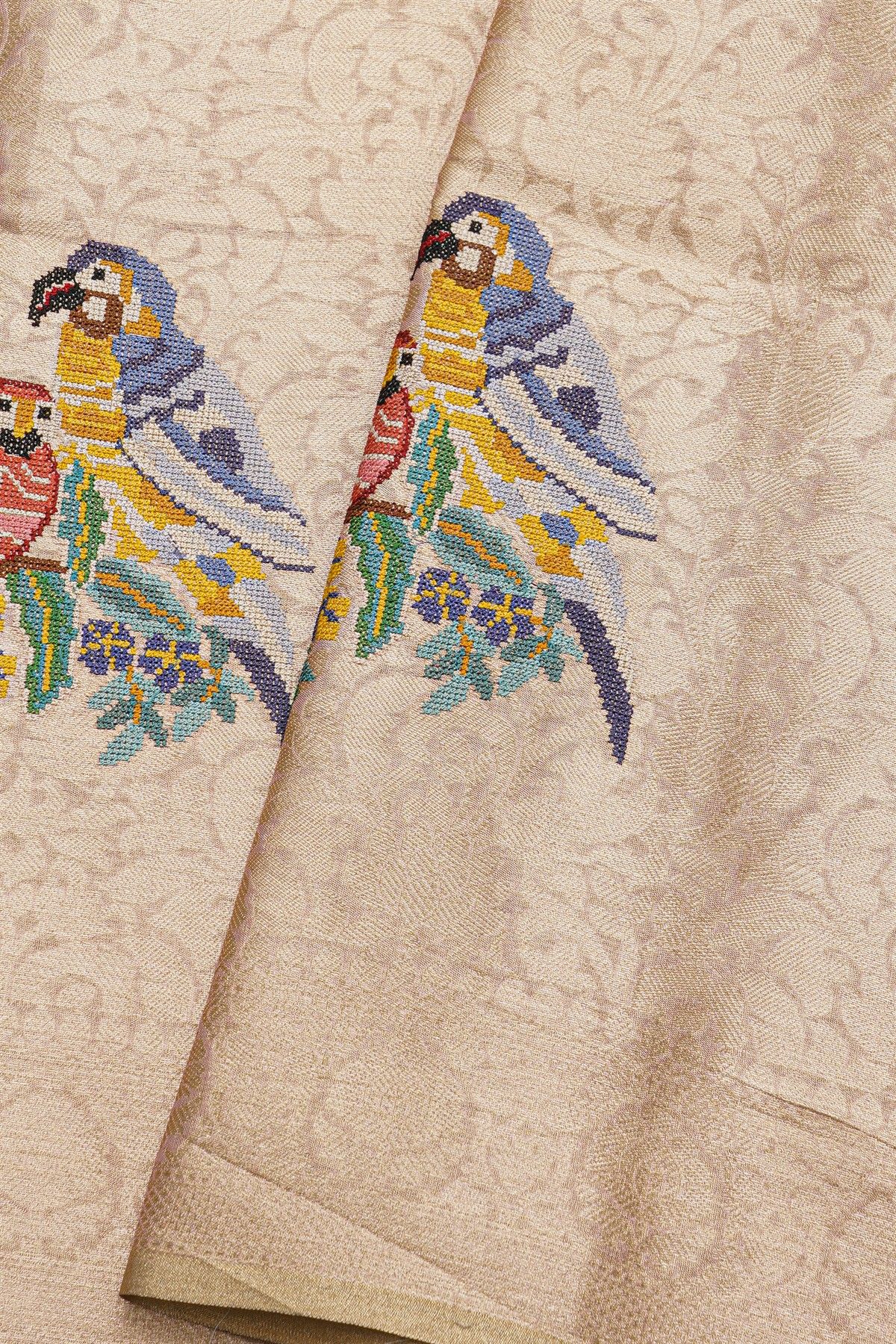 Banarasi Georgette Cream Saree With Florals And Leaves Border