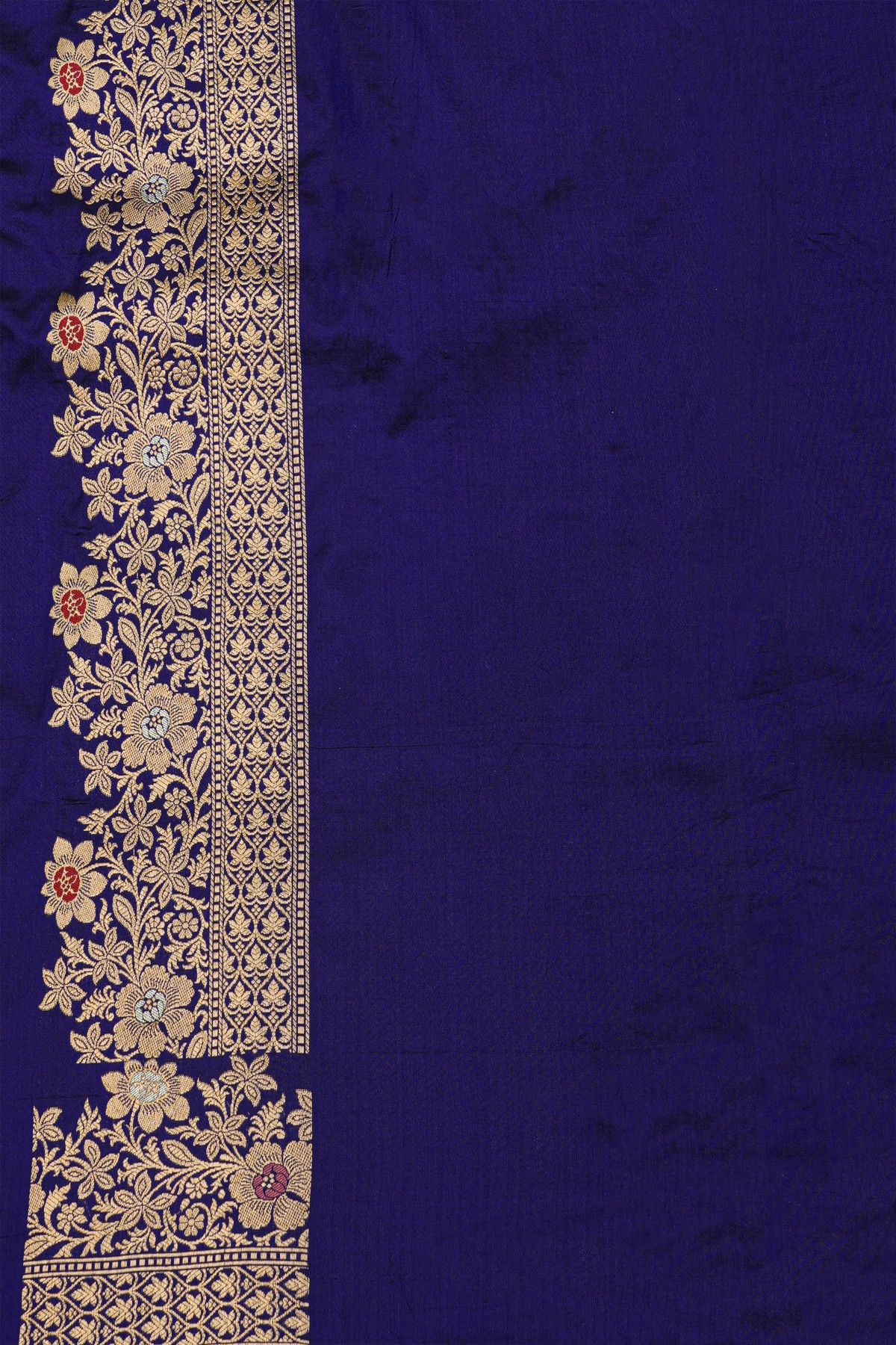 Banarasi Silk Navy Blue Saree With Florals In Cross Checks