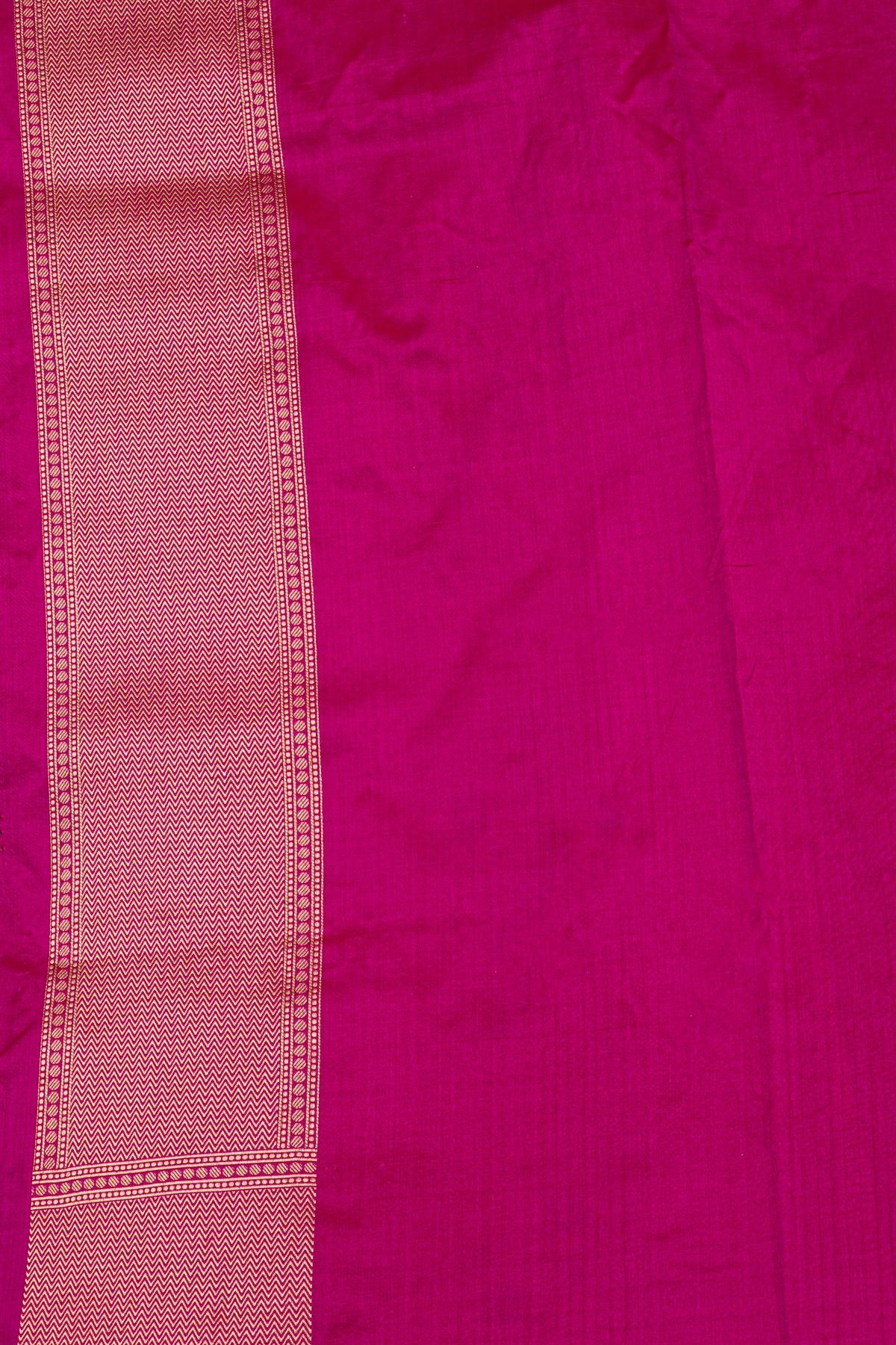 Banarasi Silk Pink Saree With Zig-Zag Lines And Florals In Zari Border