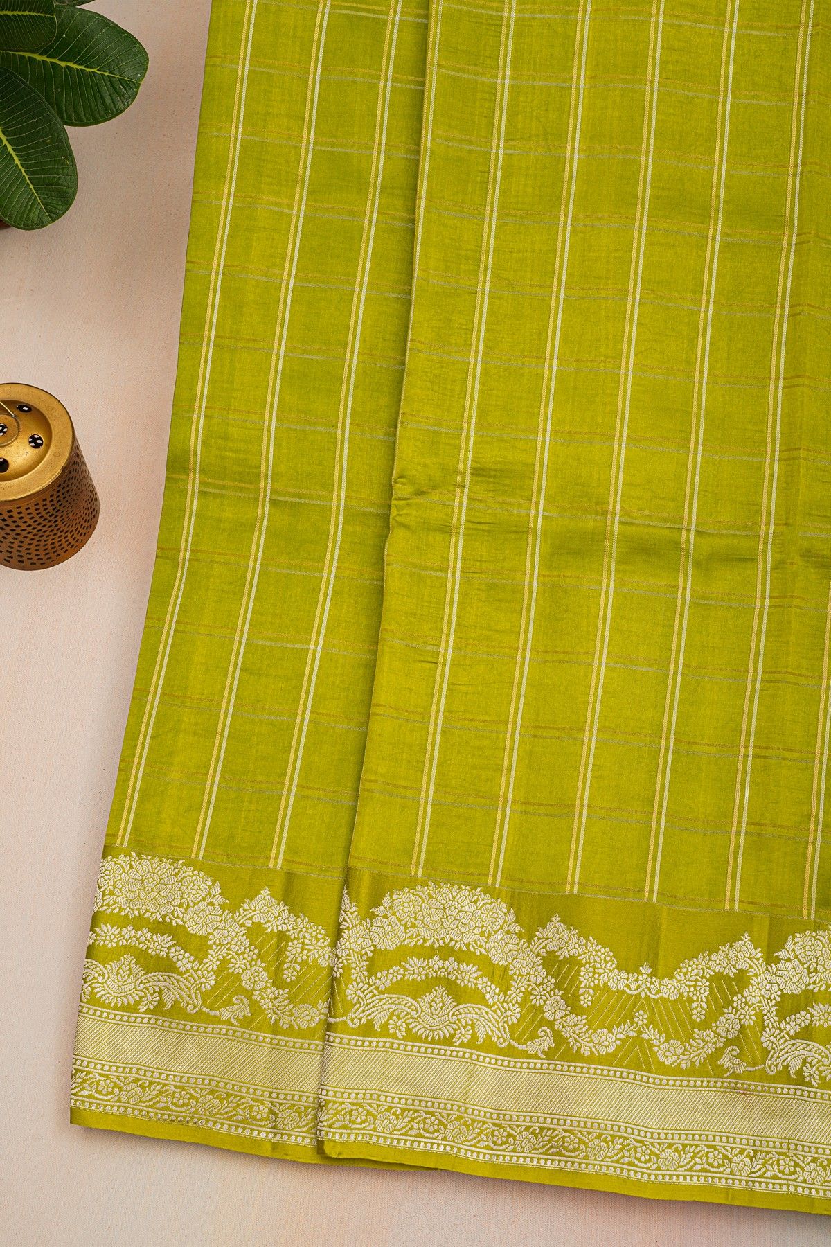 Fancy Matka Silk Mehendi Green Saree With Checks Body And Self Florals And Leaves Jaal Border