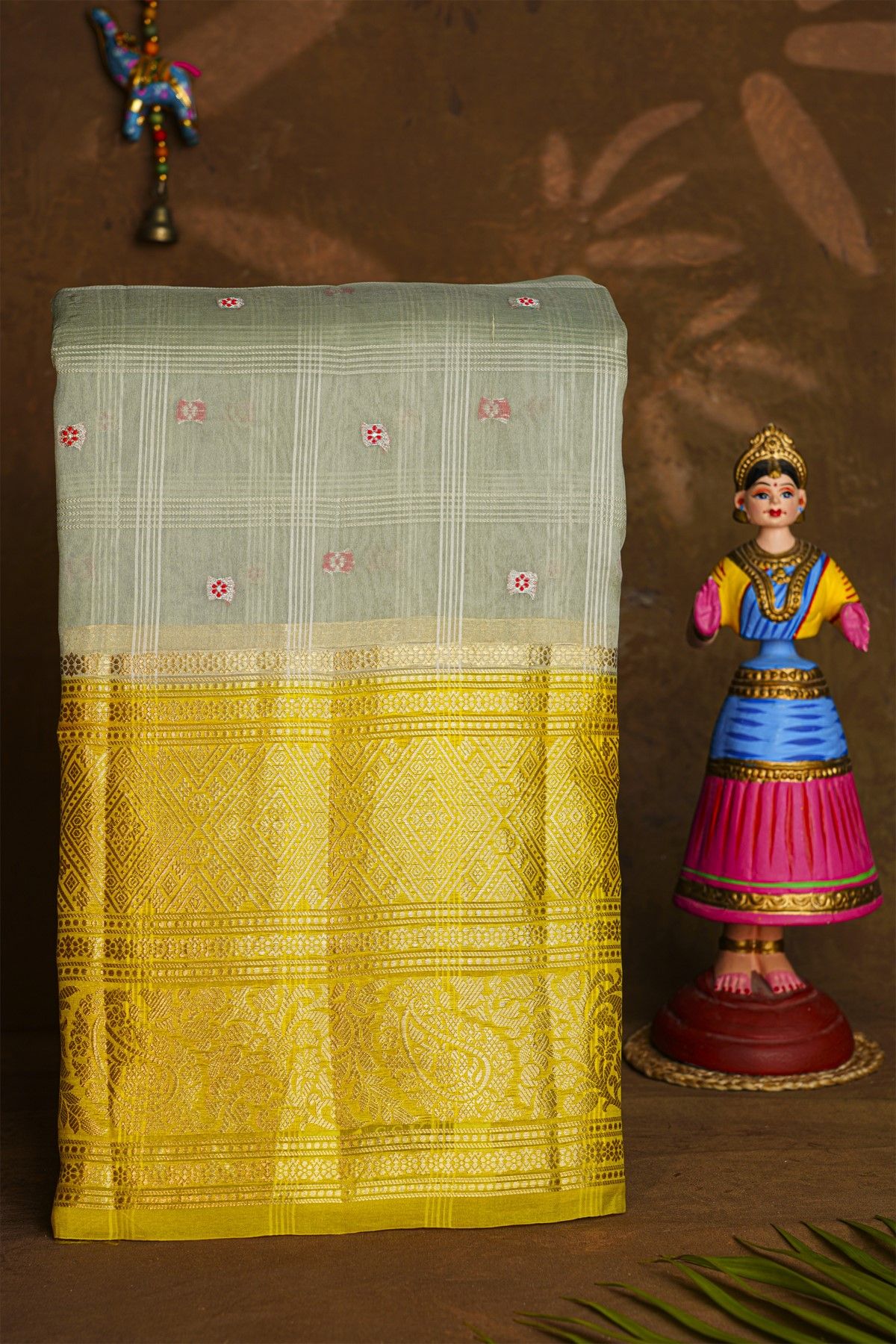 Fancy Kora Grey Saree With Checks And Floral Buttis Body