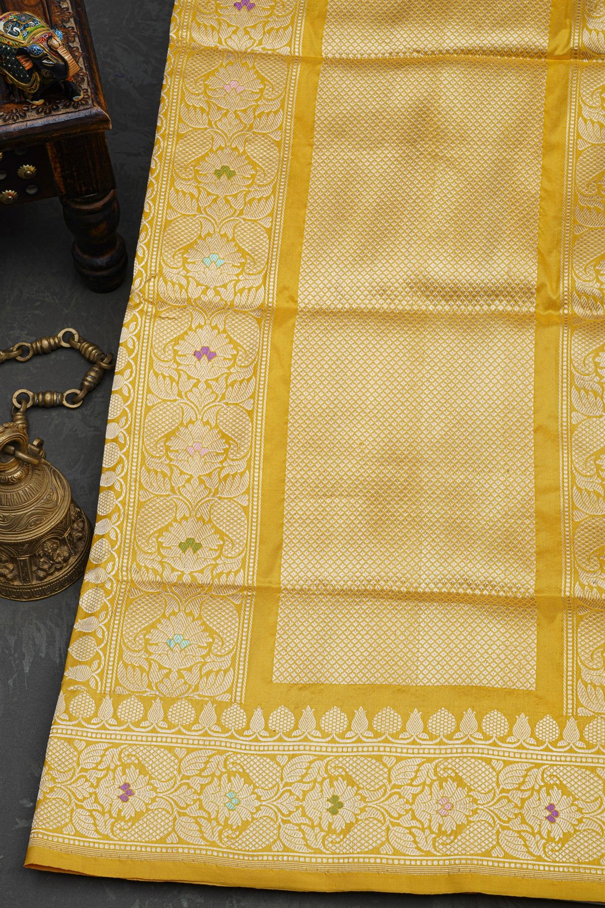 Banarasi Silk Yellow Saree With All Over Floral Jaal In Meenakari Weave