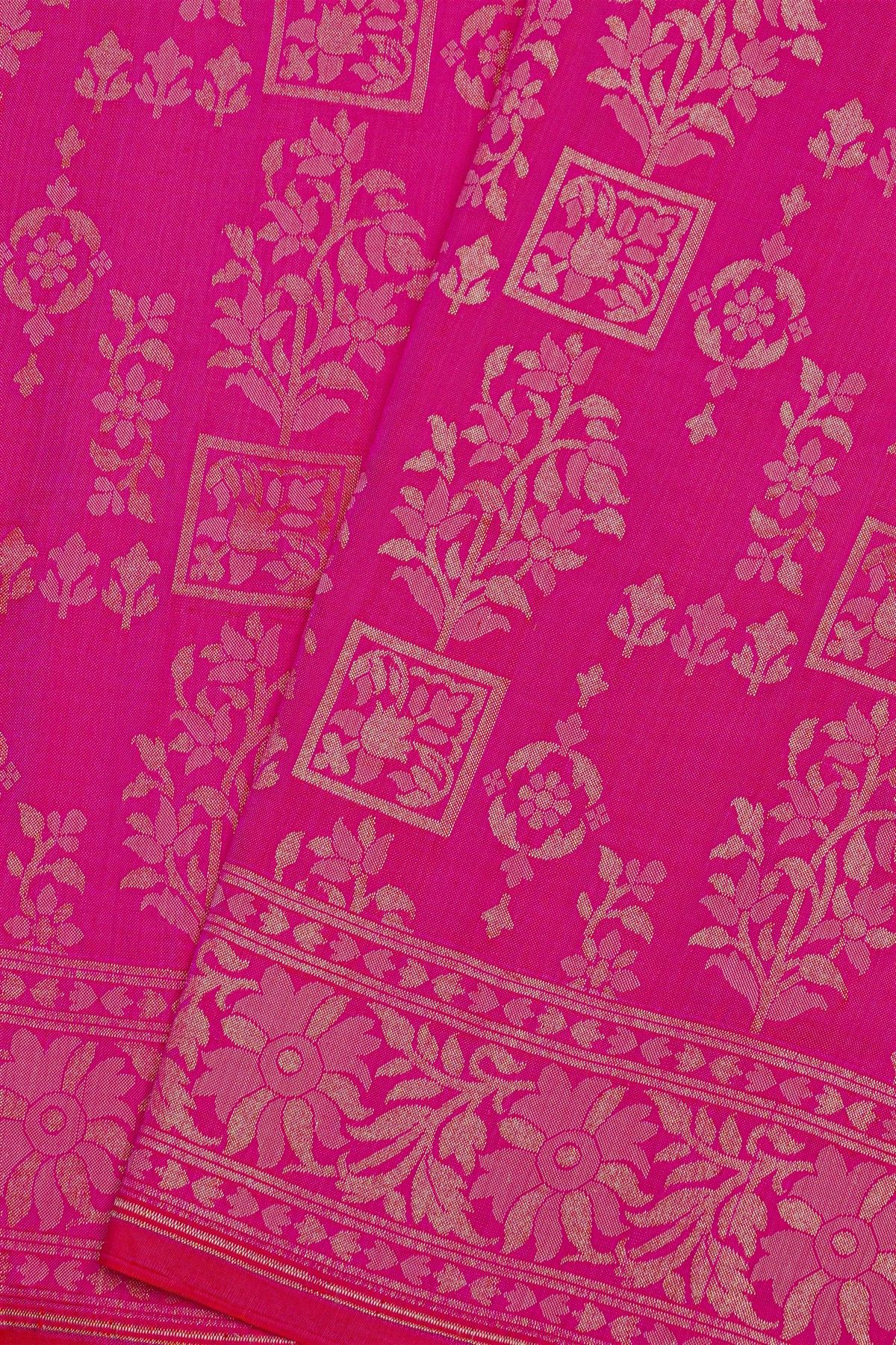 Banarasi Silk Magenta Saree With Floral Jaal In Kaddi Pallu