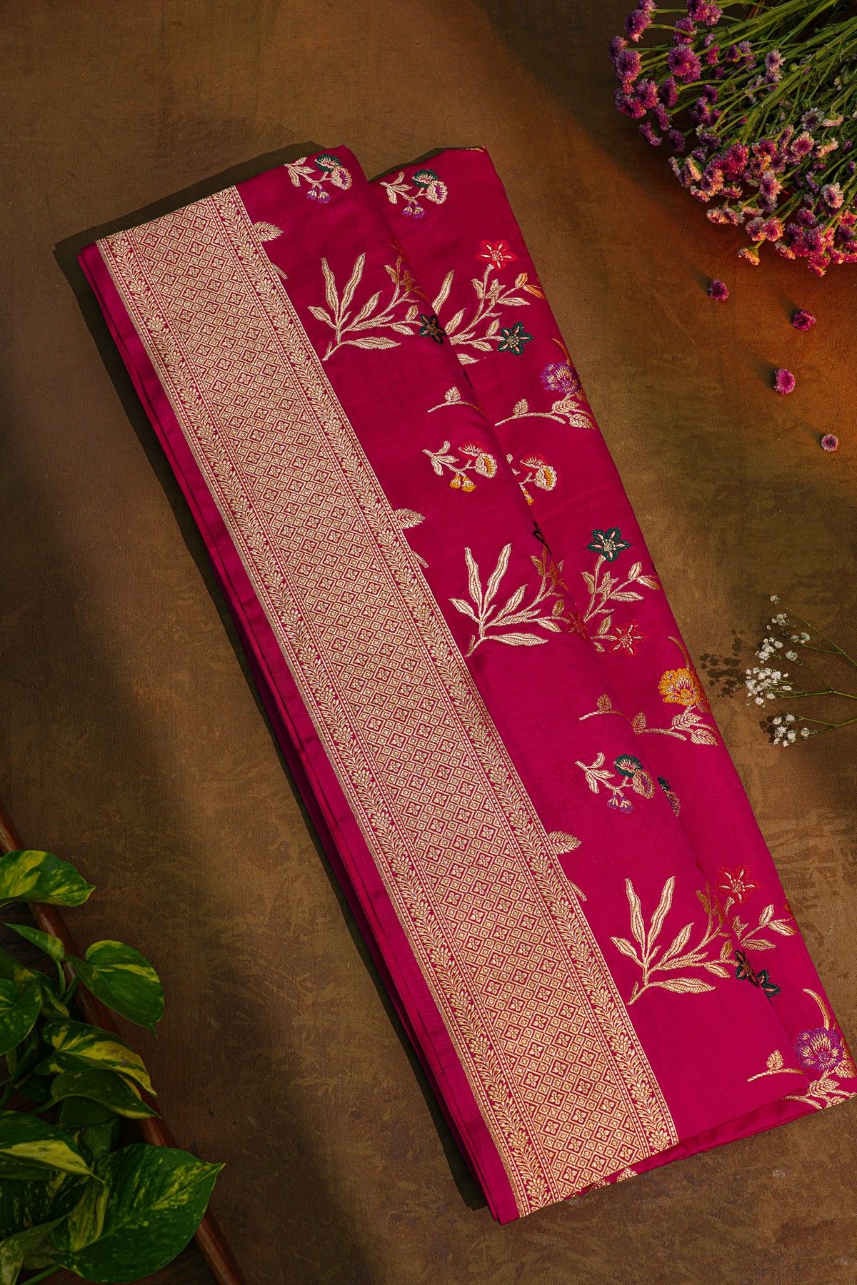 Banarasi Silk Pink Saree With Florals And Leaves Jaal Border