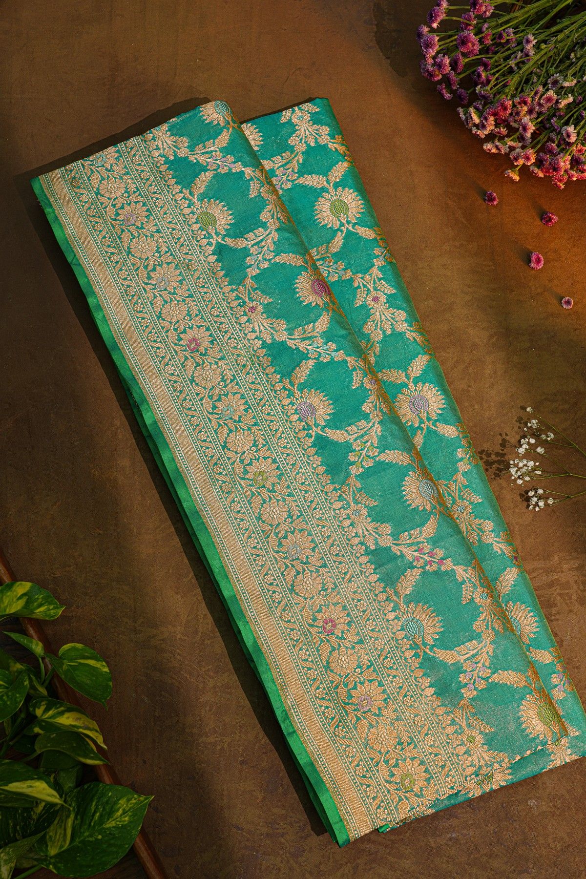 Banarasi Silk Sea Green Saree With Floral And Leaves Jaal Border