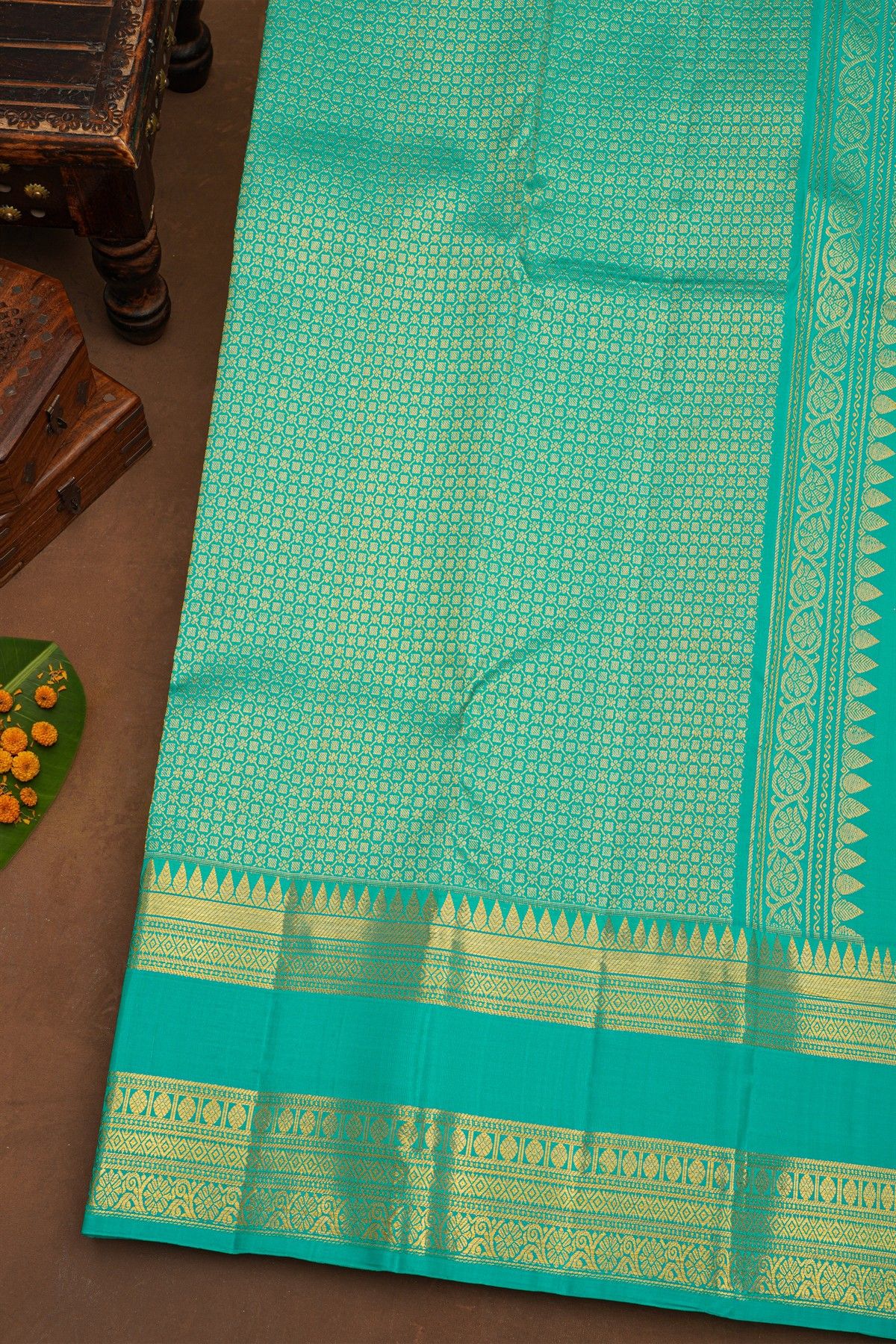 Kancheepuram Pure Silk Sea Green Saree With Florals And Leaves Traditional Gap Border