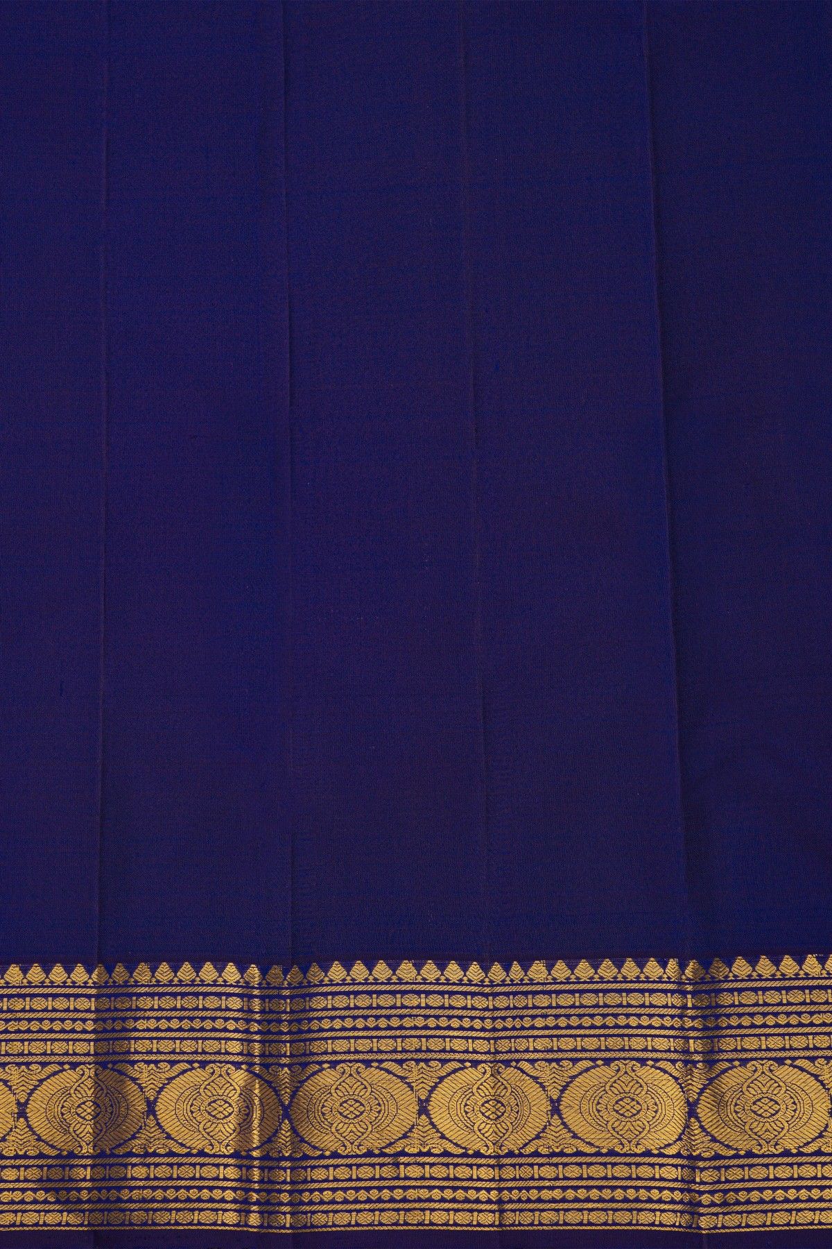 Kancheepuram Pure Silk Royal Blue Saree With Florals And Leaves Border