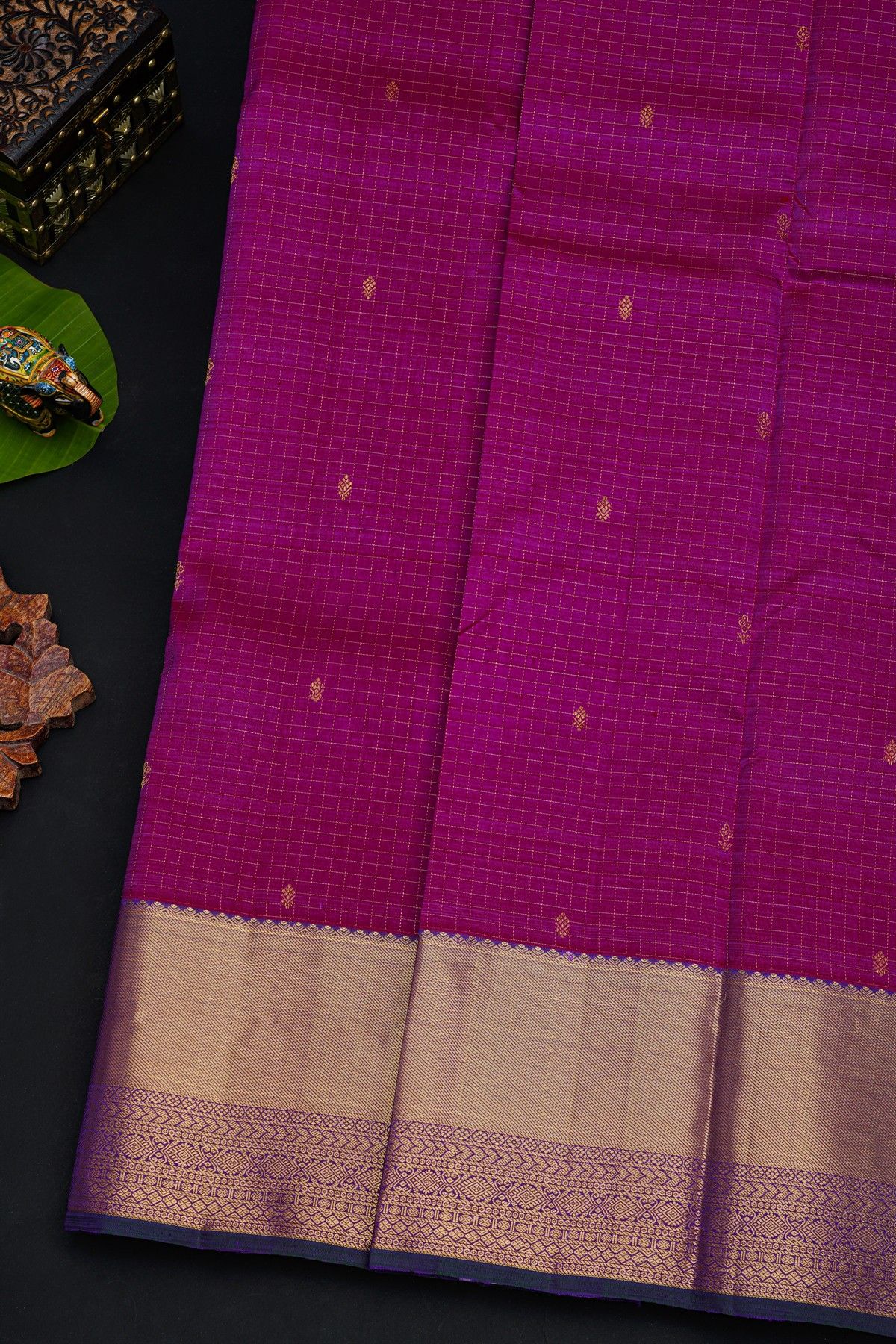 Kancheepuram Silk Purple Saree With Traditional Kaddi Border