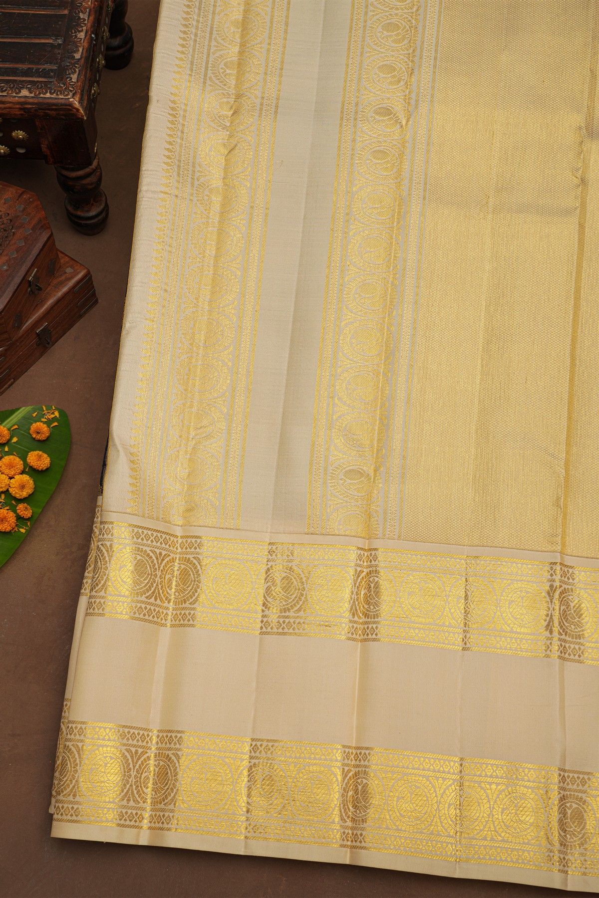 Kancheepuram Pure Silk Royal Blue Saree With Florals And Ganga Jamuna Border