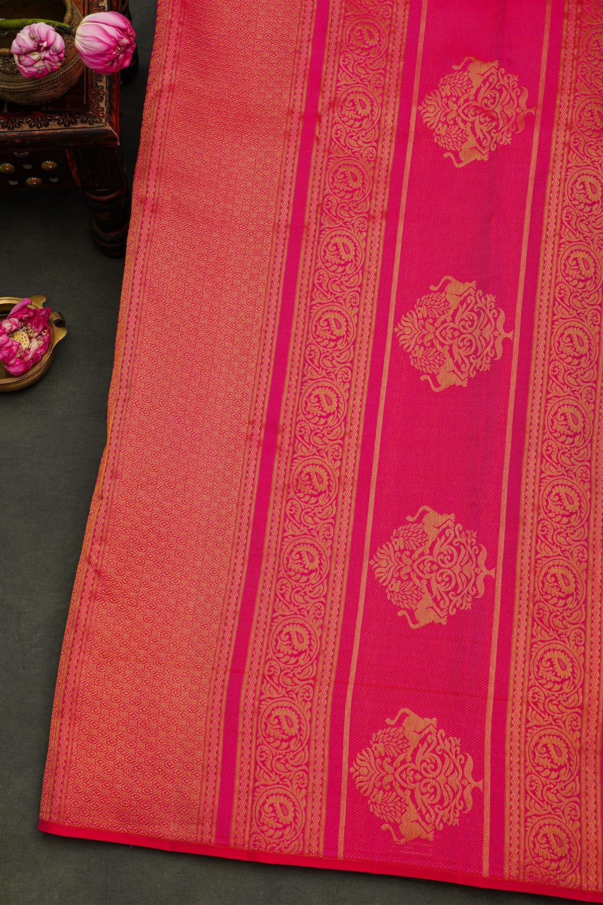 Kancheepuram Silk Pink Saree With Florals And Leaves With Animals Body And Self Florals And Leaves Border